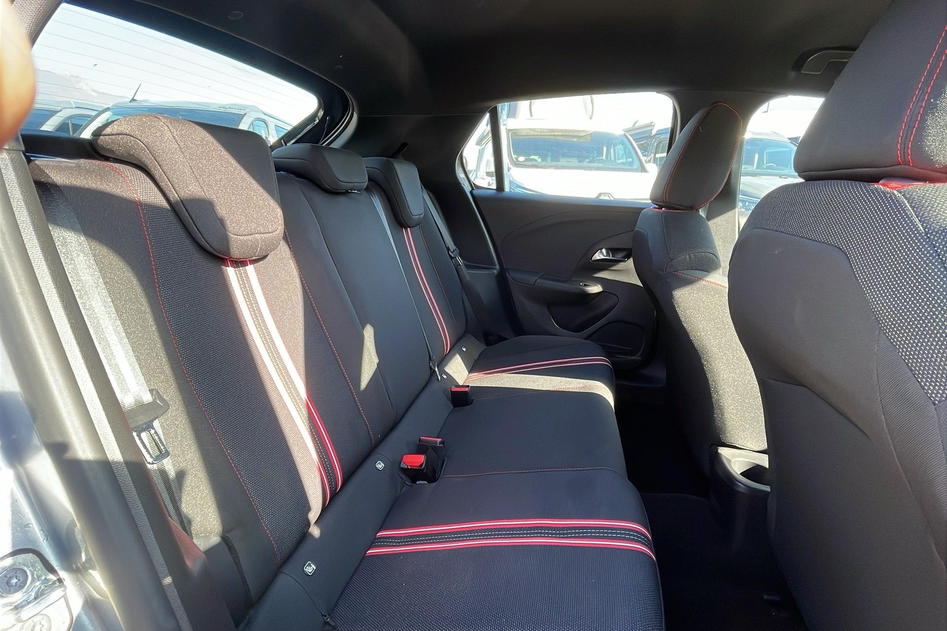 Opel Corsa 1.2 Turbo 100 ch BVM6 GS Line