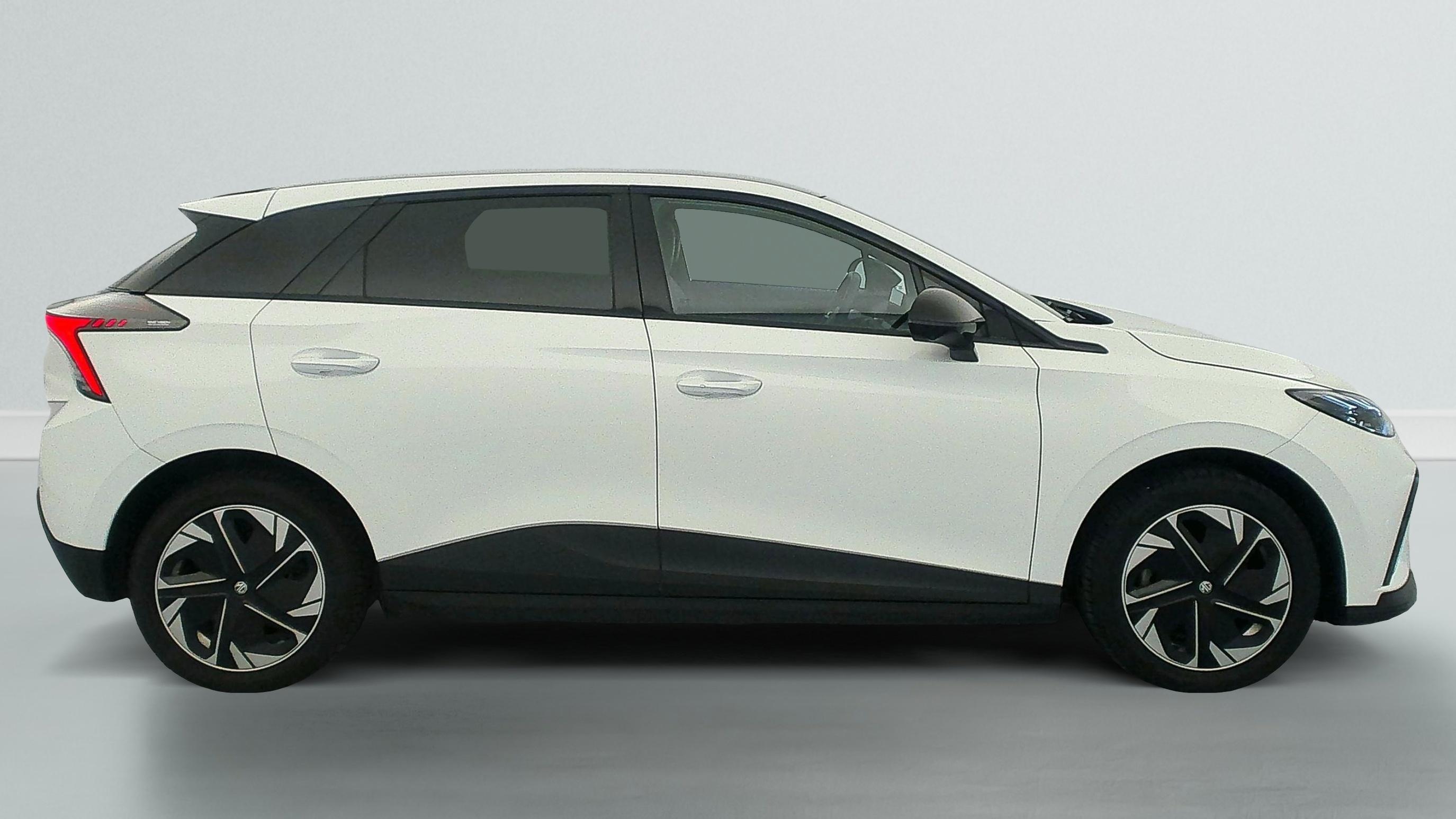 mg MG4 ELECTRIC 64KWH - 150 KW 2WD LUXURY