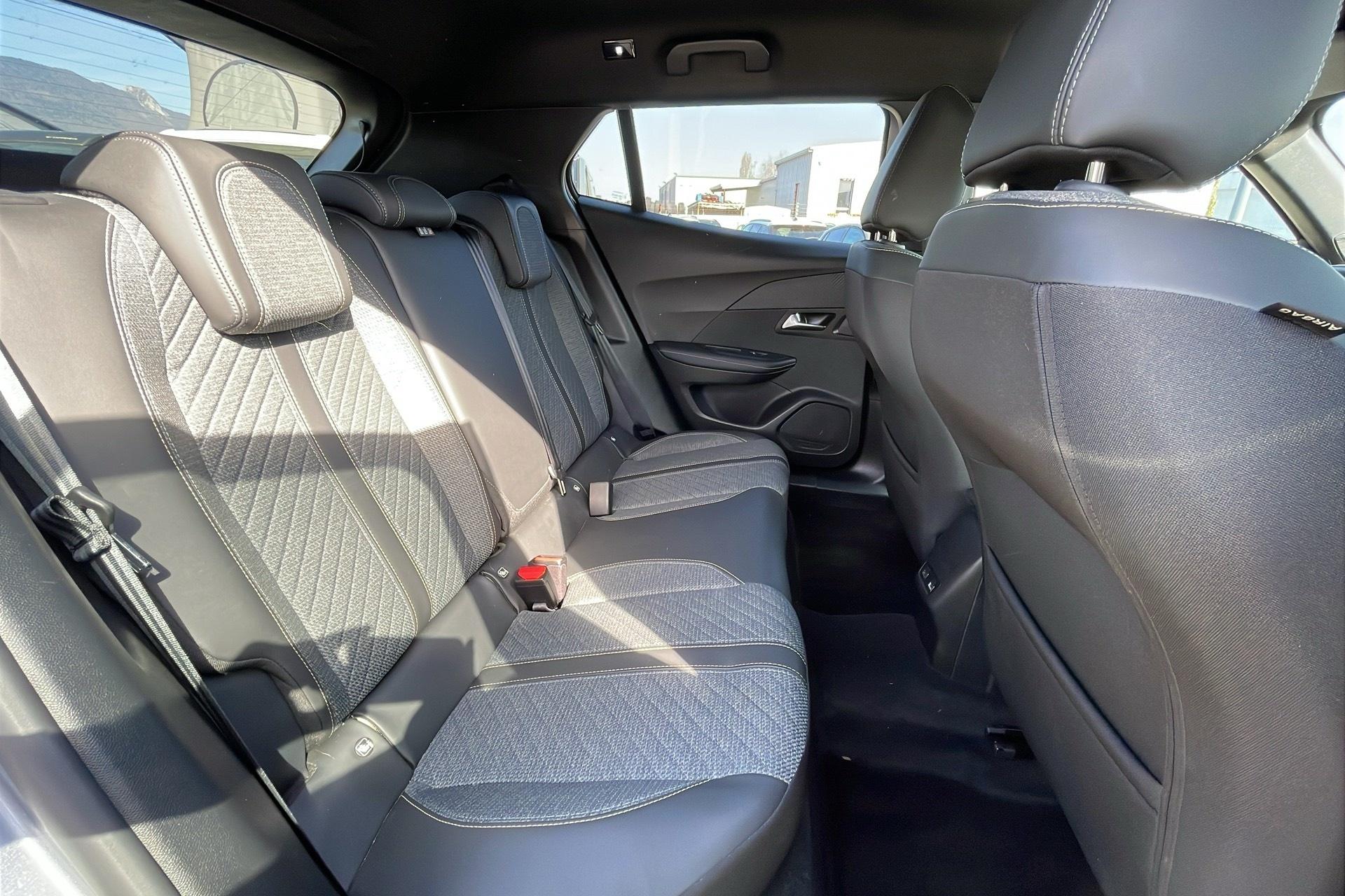 Peugeot 2008 PureTech 100 S&S BVM6 Allure