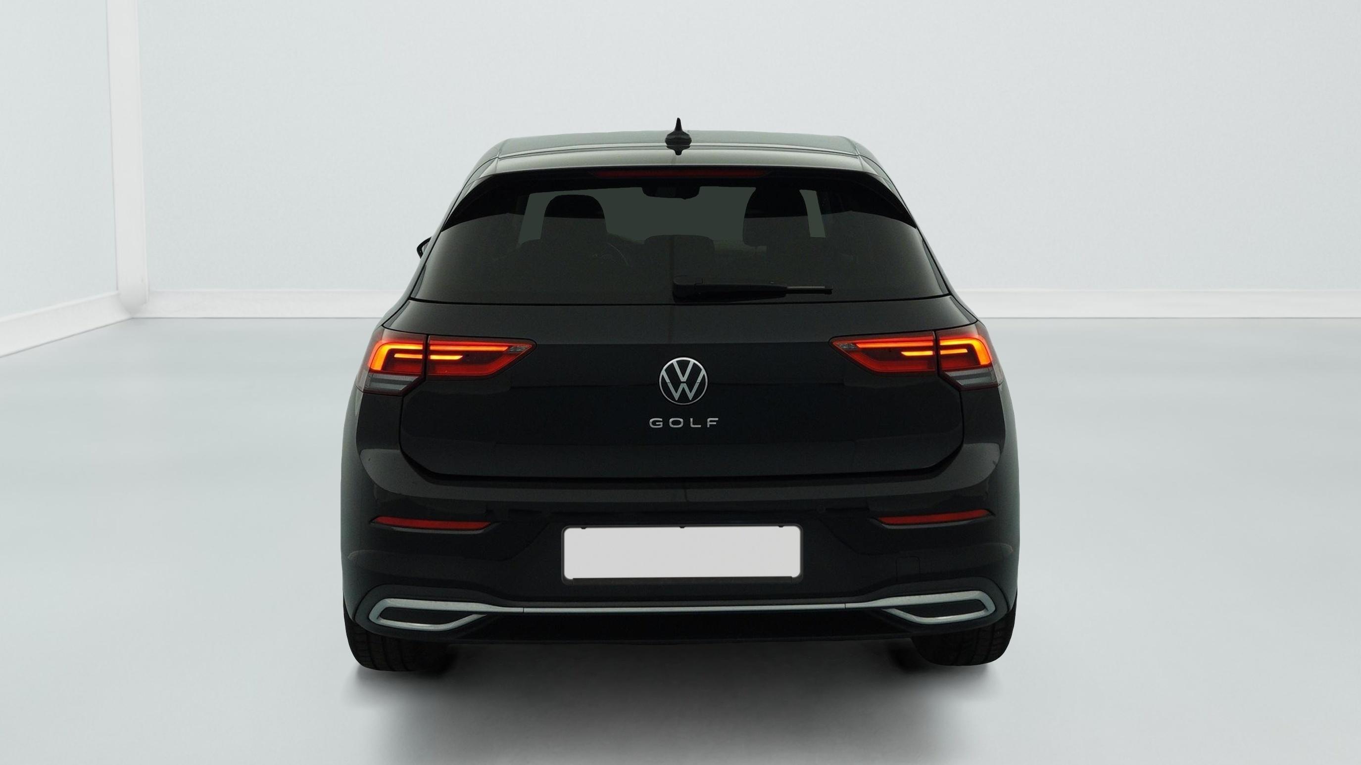 Volkswagen GOLF 8 1.0 TSI OPF 110 BVM6 ACTIVE