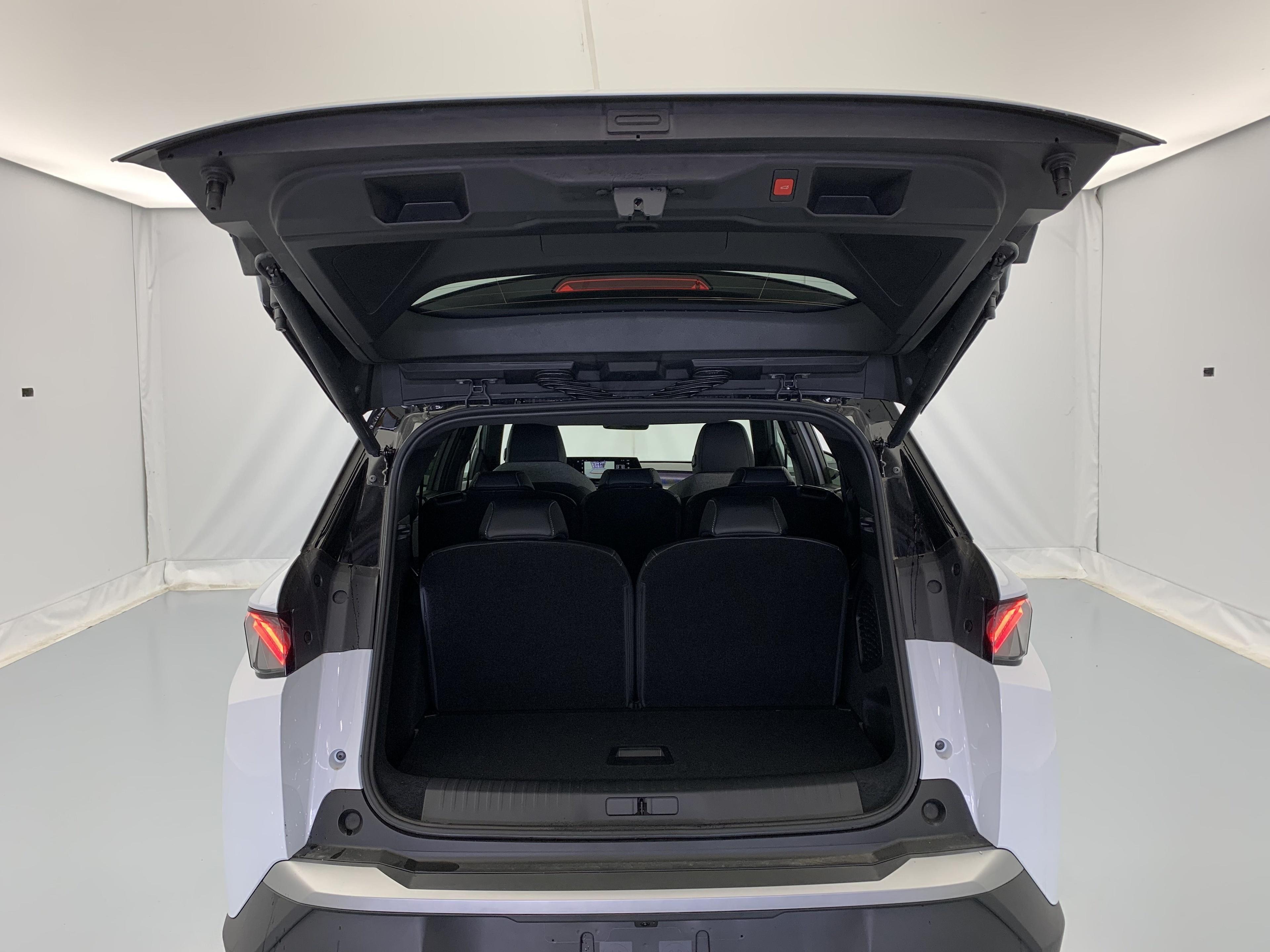 Peugeot 5008 Hybrid 145 e-DCS6 GT