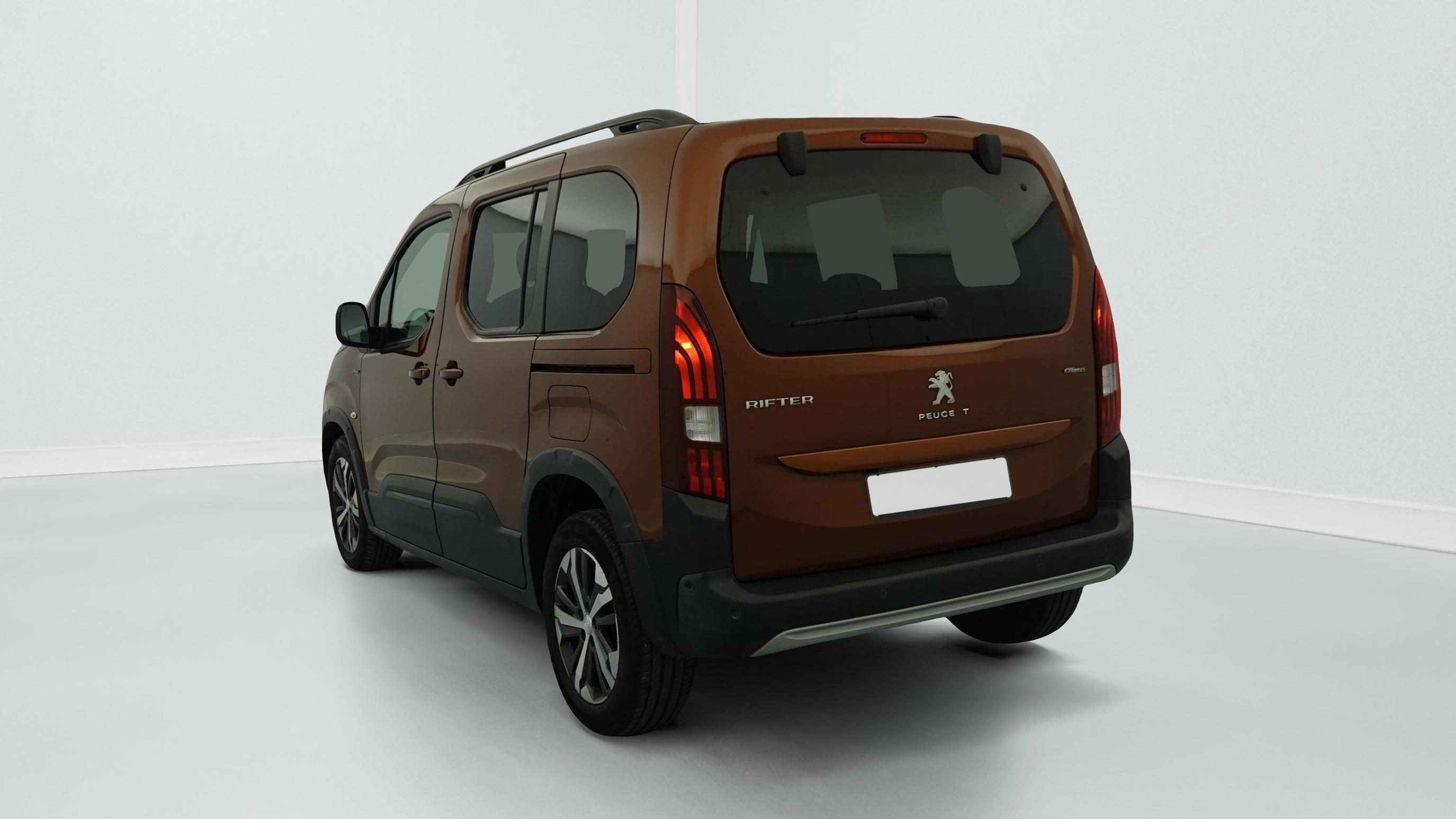 Peugeot Rifter Standard BlueHDi 130 S&S EAT8 GT Line