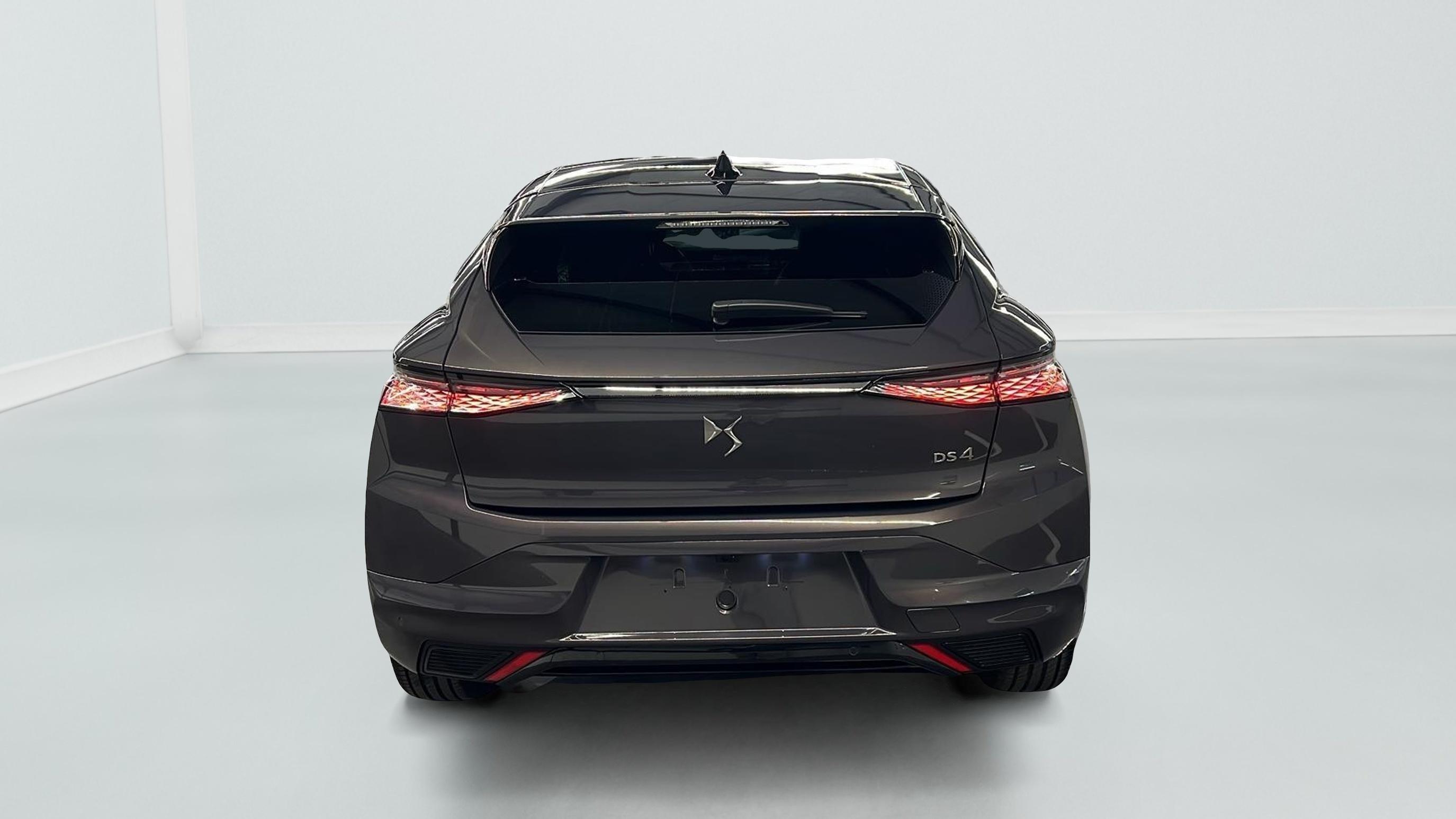 ds DS4 BlueHDi 130 EAT8 Etoile - Alcantara