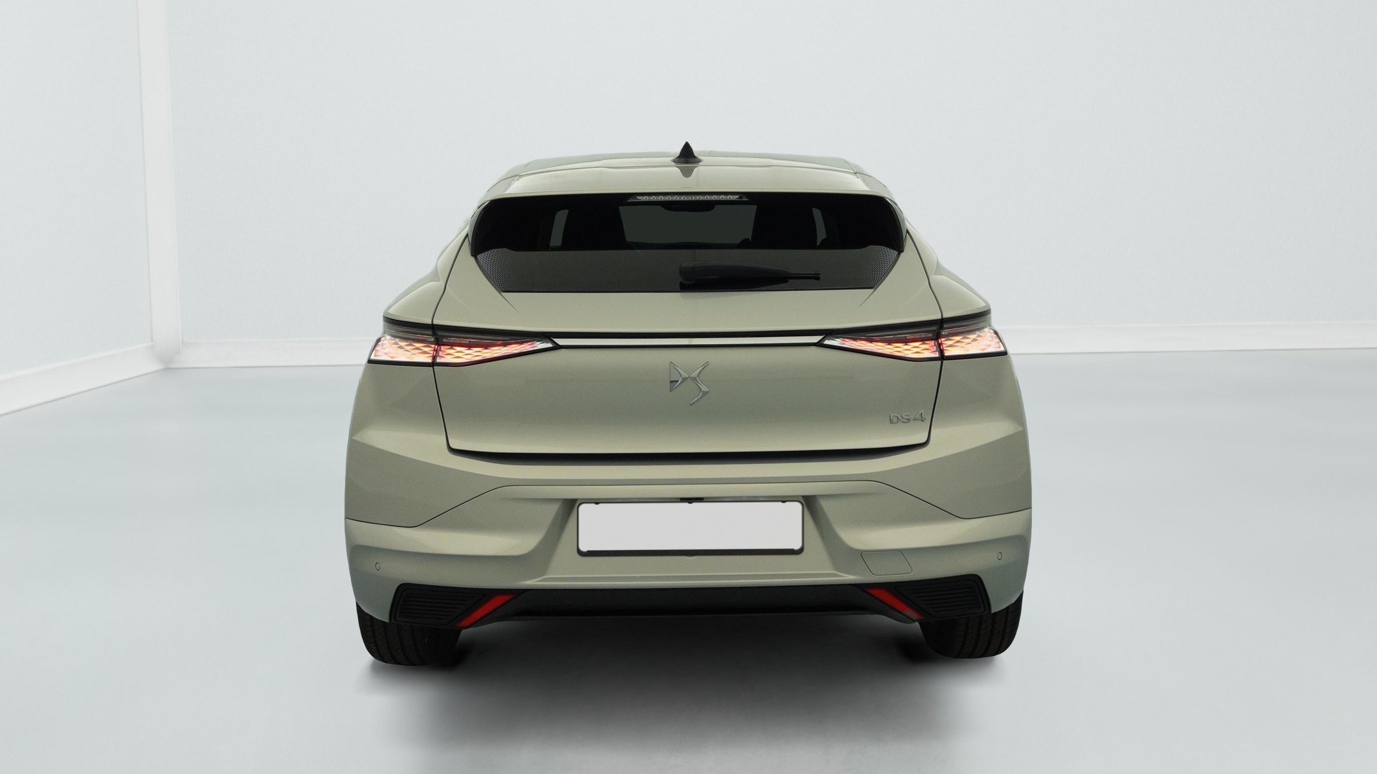 ds DS4 BlueHDi 130 EAT8 Etoile - Alcantara