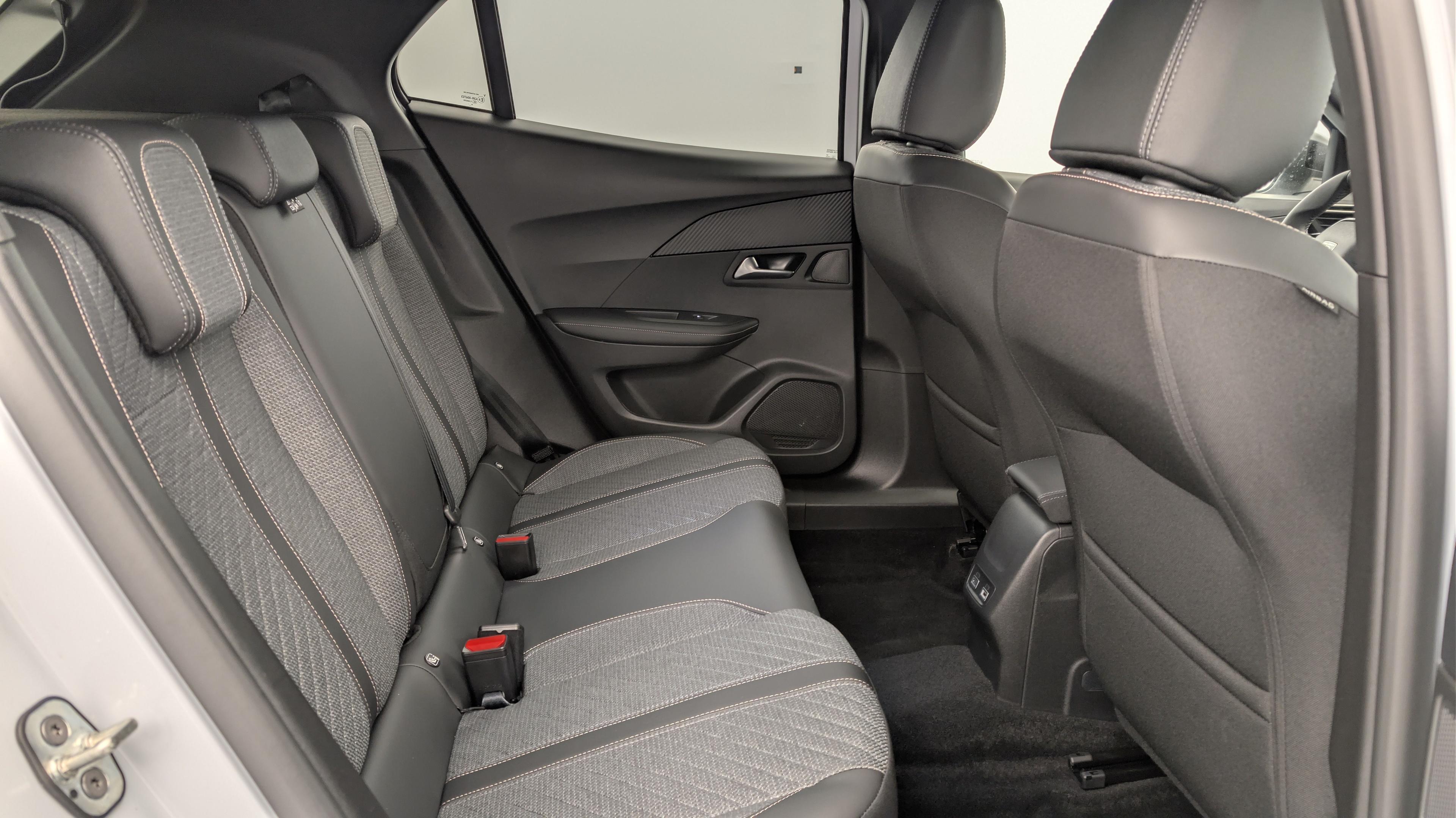 Peugeot 2008 100 S&S BVM6 Allure