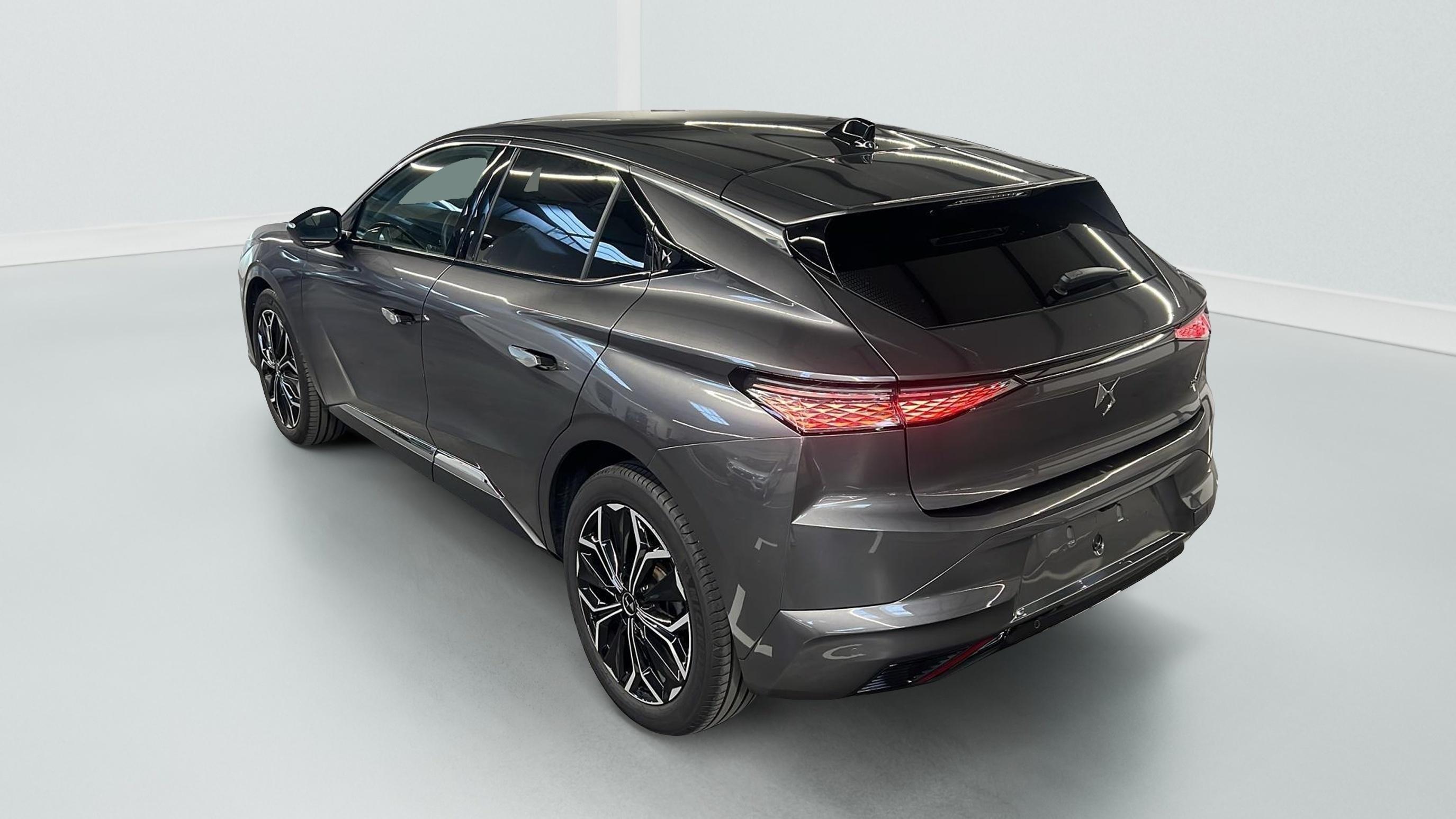 ds DS4 BlueHDi 130 EAT8 Etoile - Alcantara