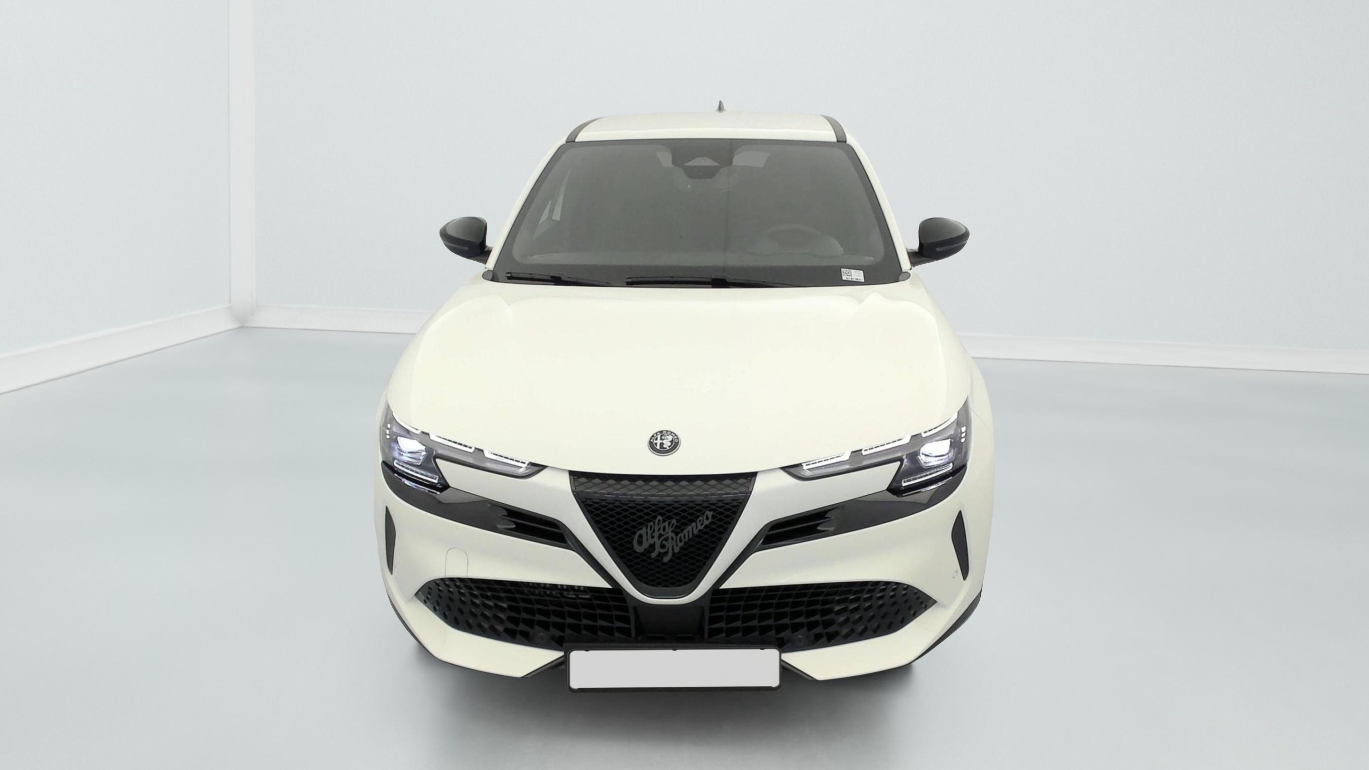 alfa romeo Junior 1.2 Ibrida 145 ch e-DCT6 Ti