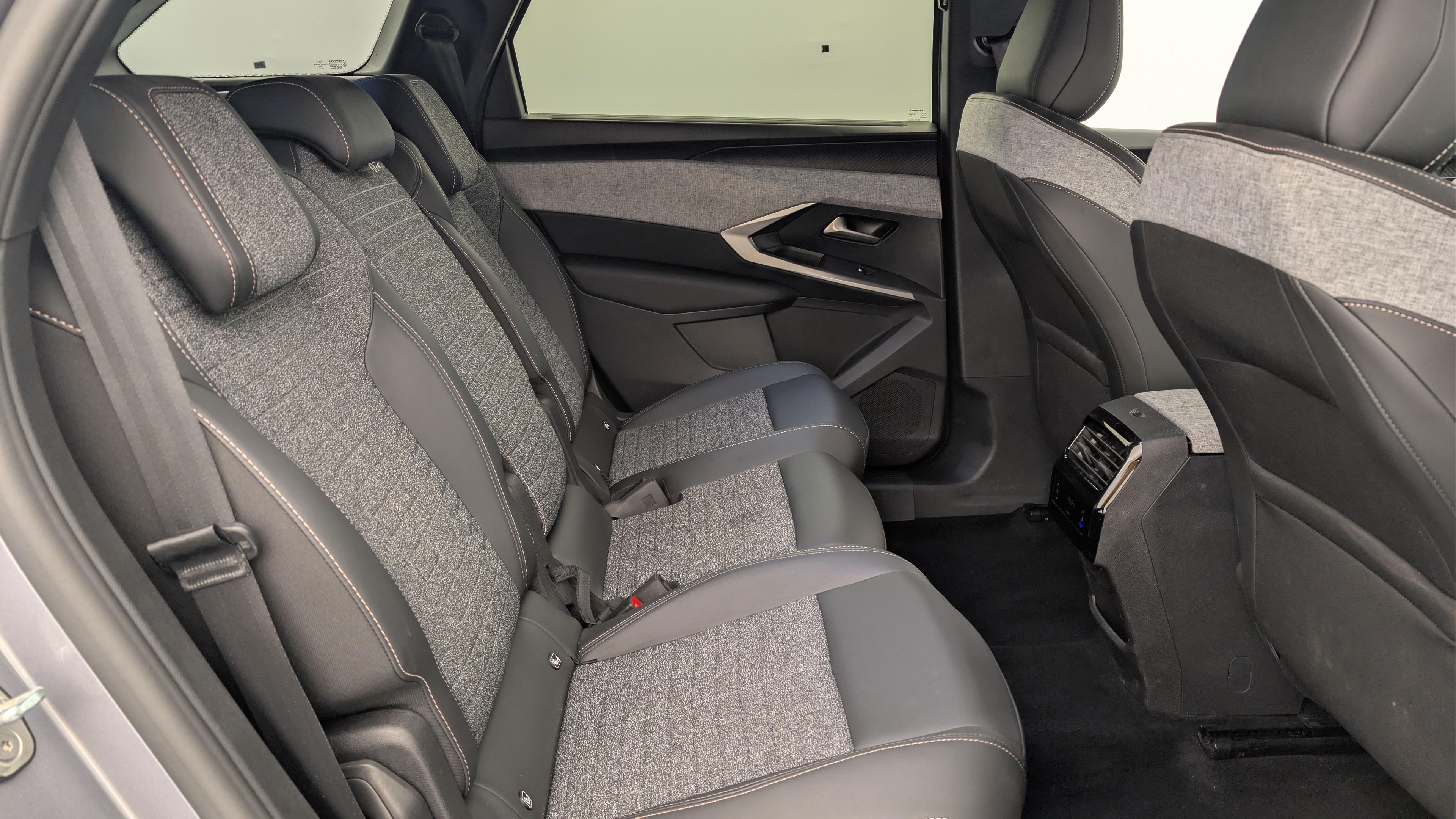 Peugeot 5008 Hybrid 136 e-DCS6 Allure