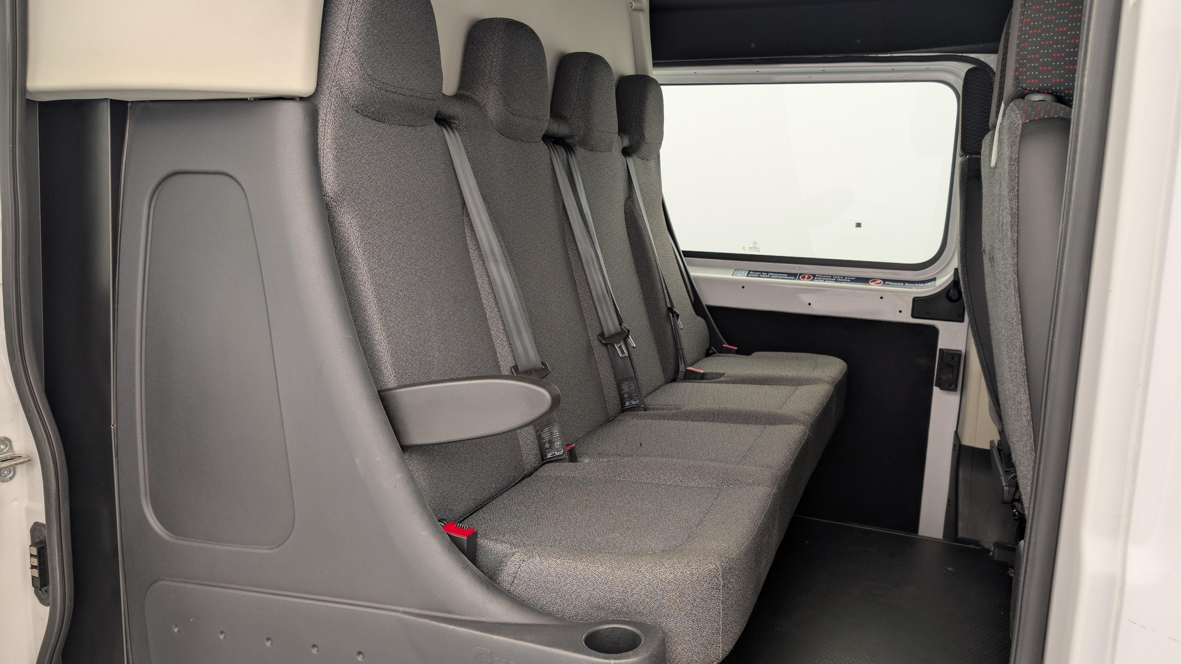 Peugeot BOXER FOURGON CABINE APPRONFONDIE 3.3 T L2H1 BLUEHDI 140 S&S BVM6