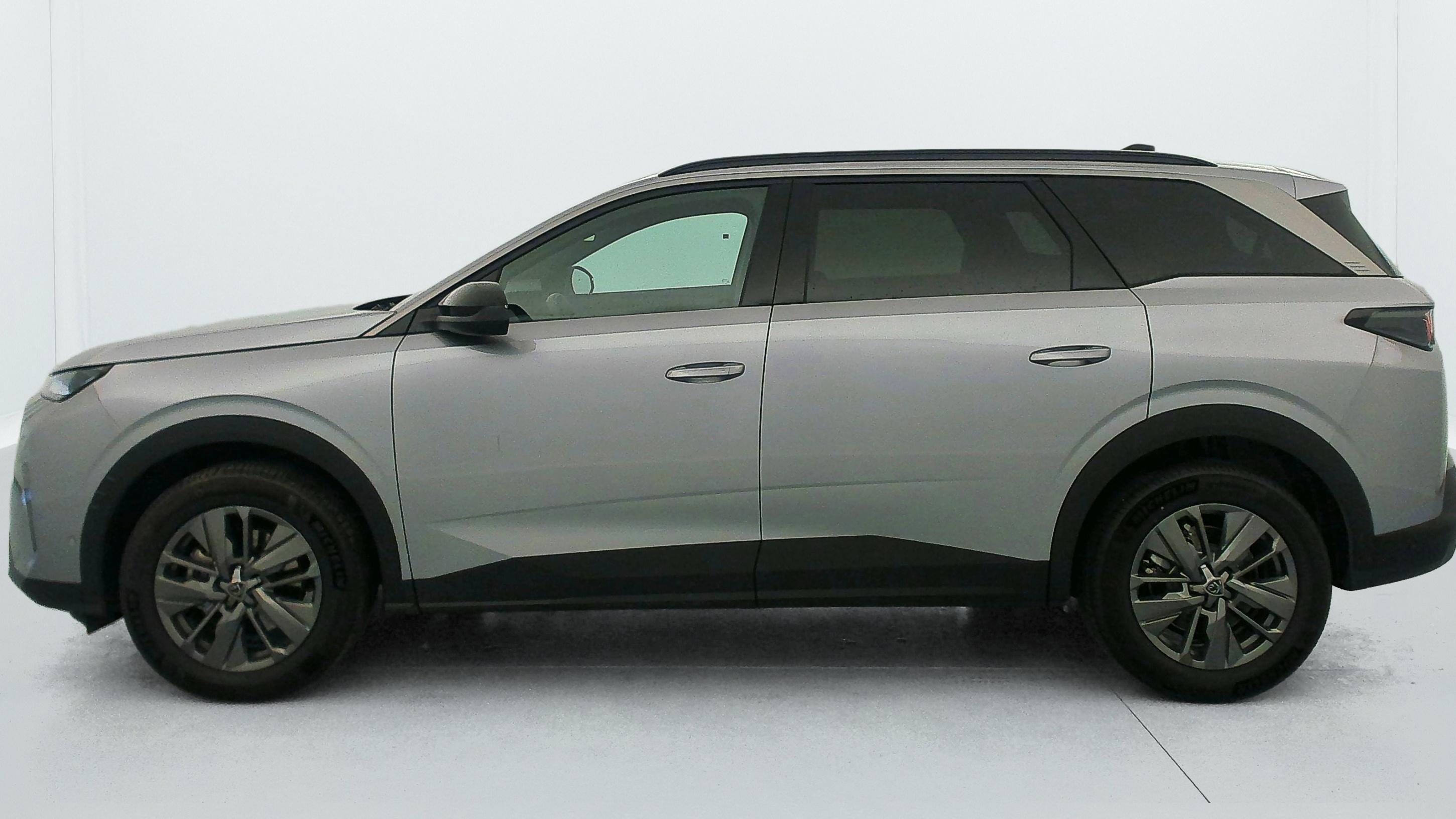 Peugeot 5008 HYBRID 145 CH E-DCS6 ALLURE