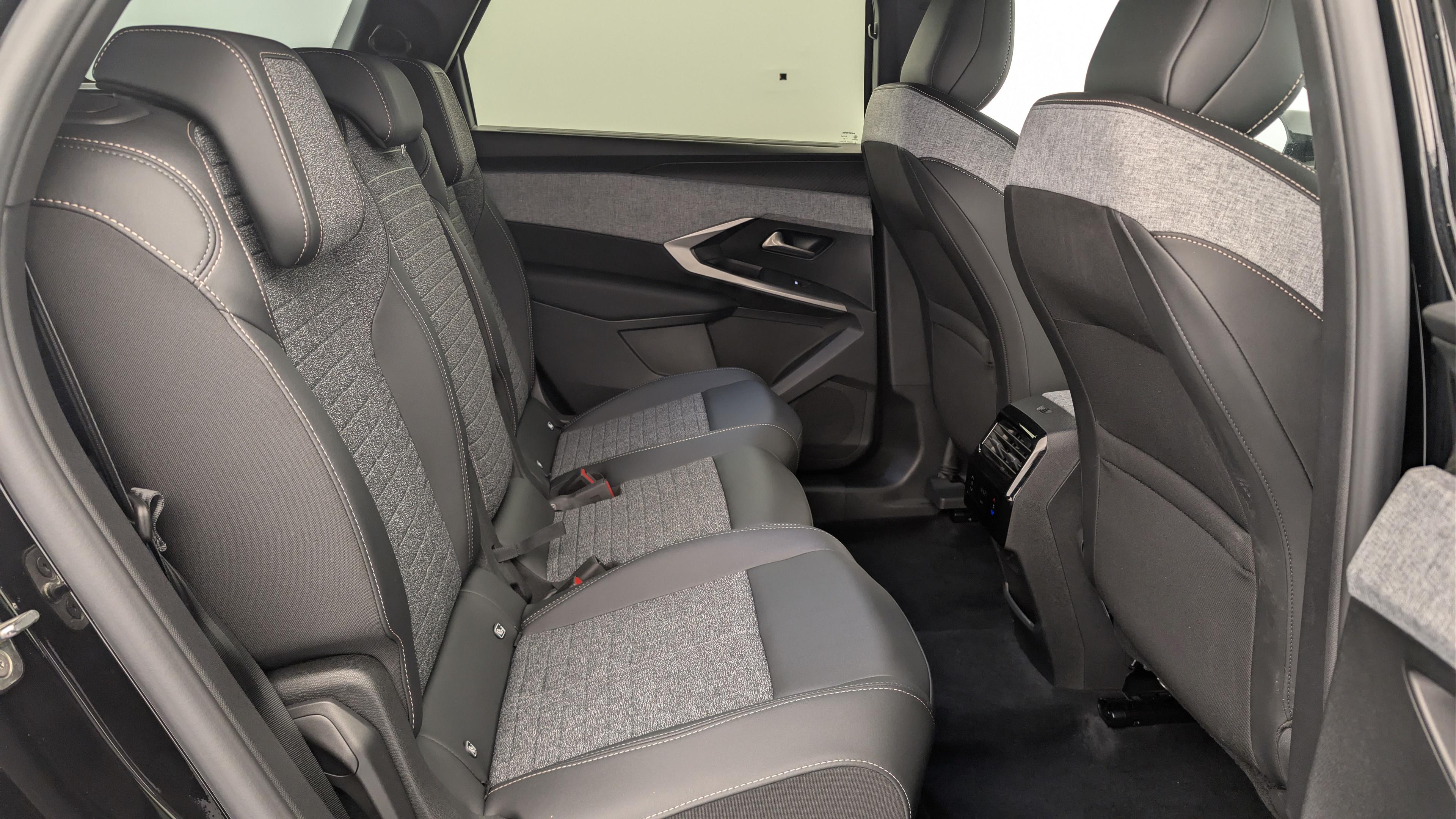 Peugeot 5008 HYBRID 145 CH E-DCS6 ALLURE