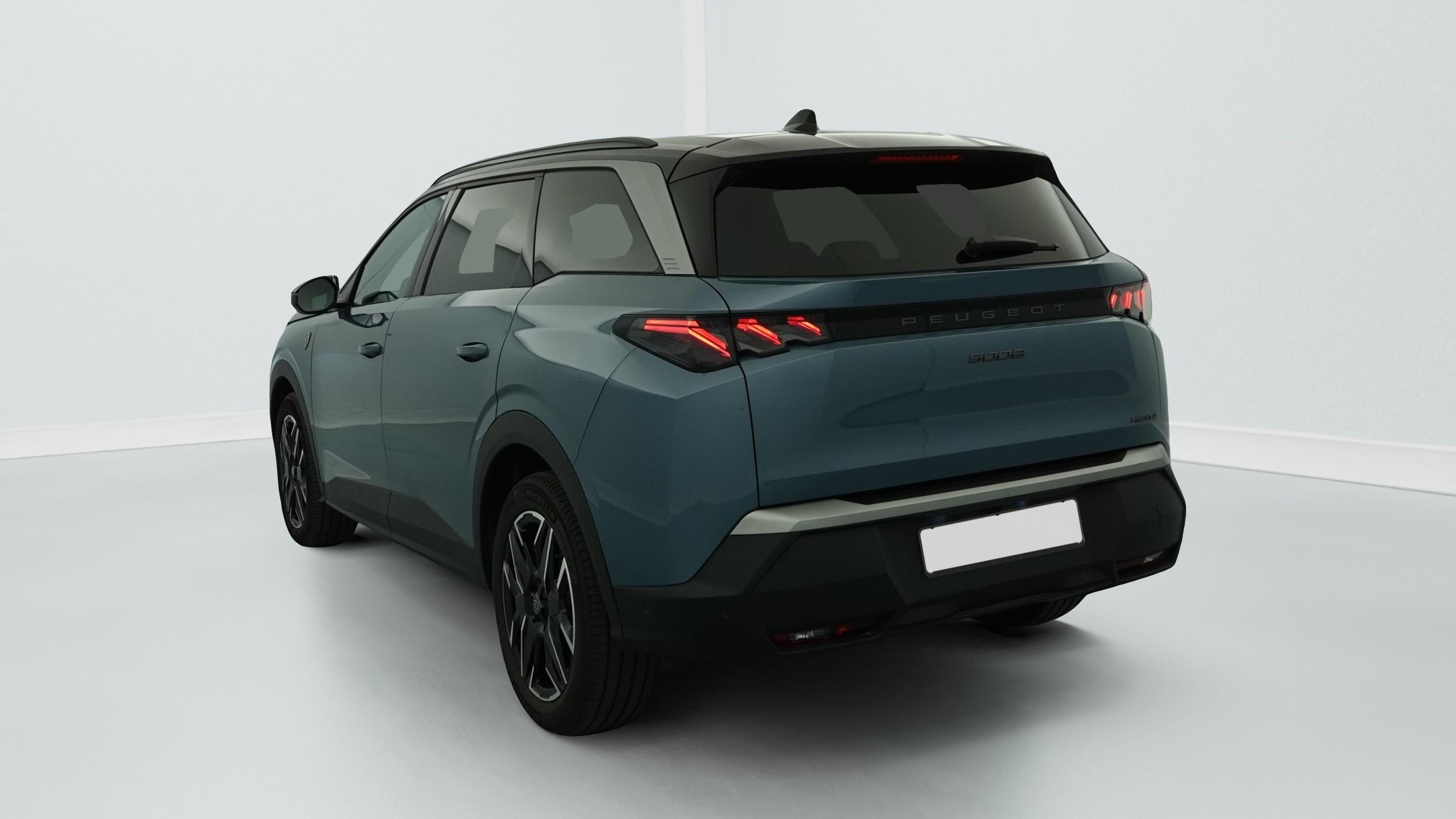 Peugeot 5008 HYBRID 145CH E-DCS6 GT