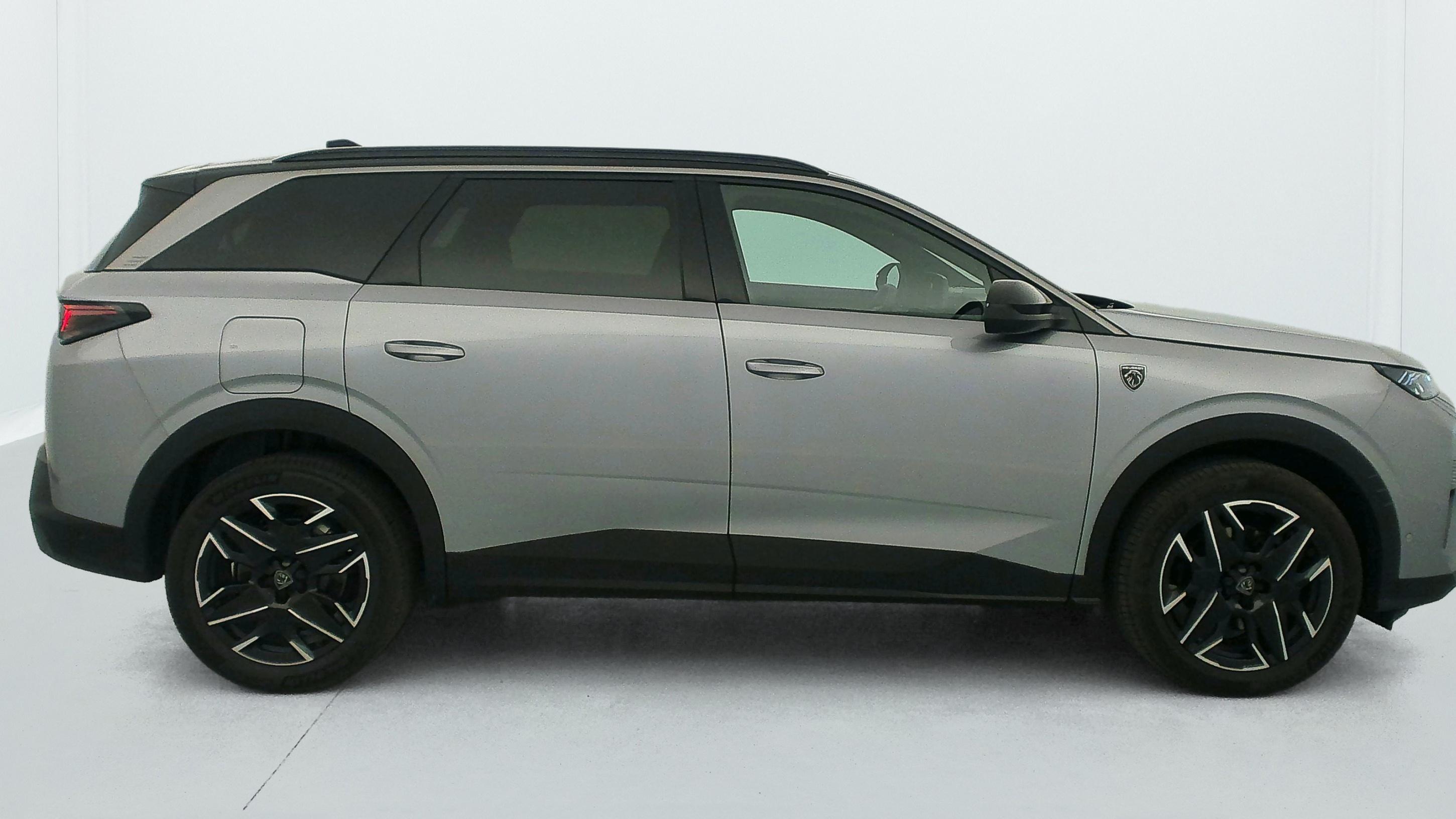 Peugeot 5008 HYBRID 145CH E-DCS6 GT