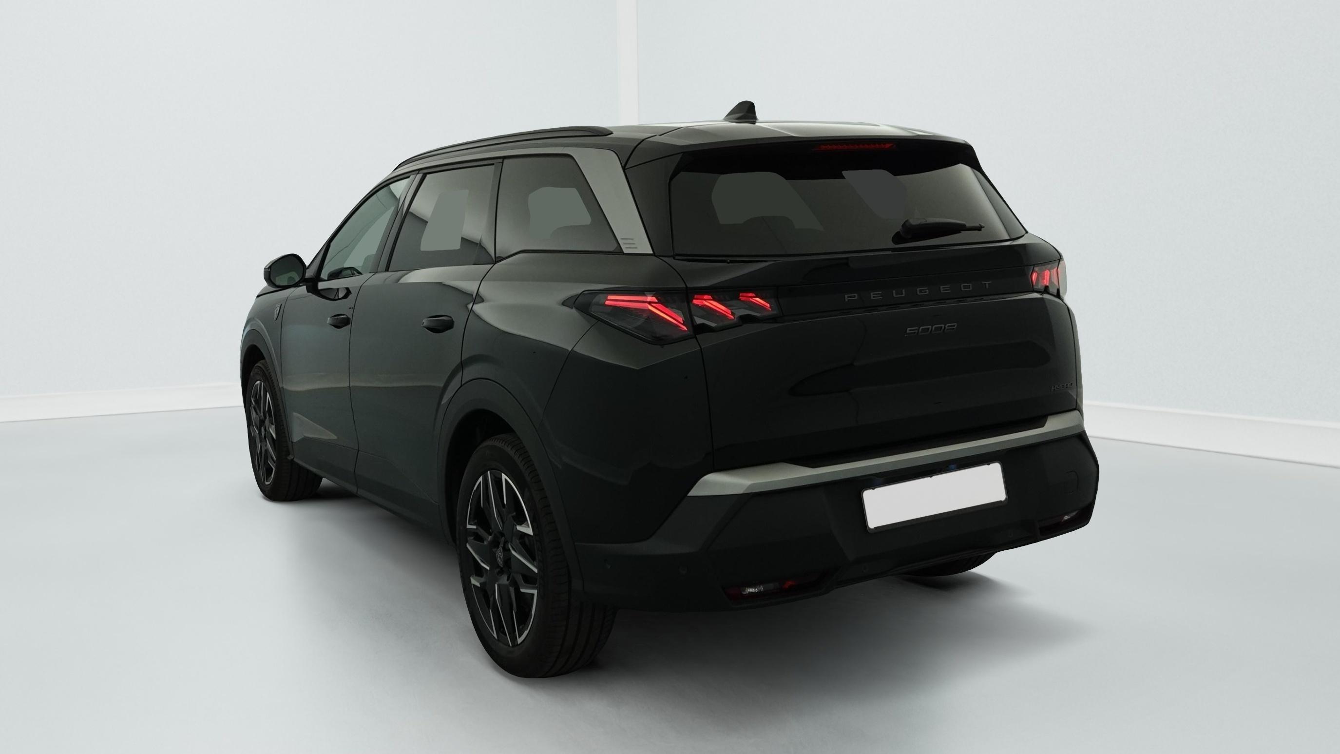 Peugeot 5008 HYBRID 145CH E-DCS6 GT