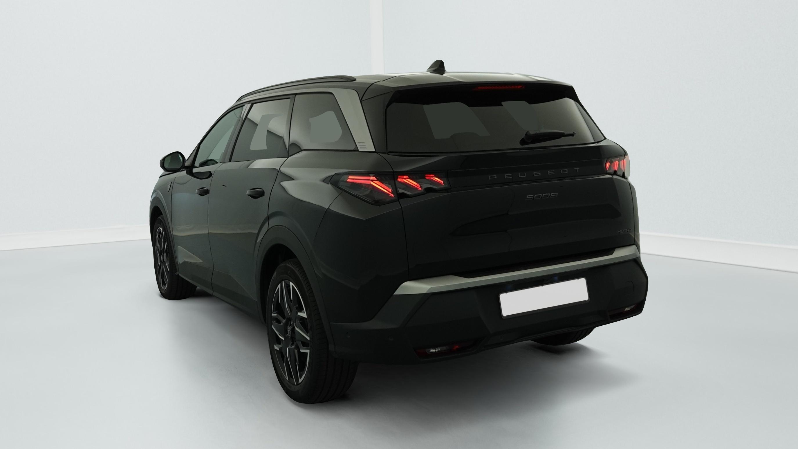 Peugeot 5008 HYBRID 145CH E-DCS6 GT
