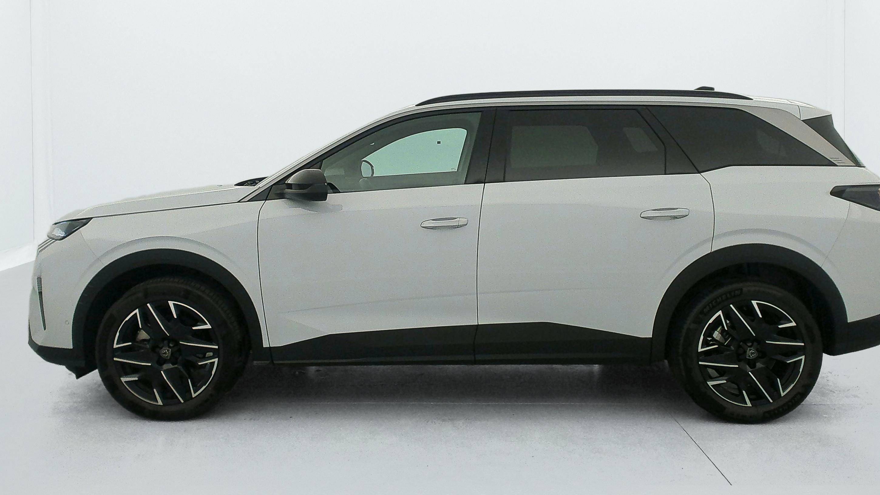 Peugeot 5008 HYBRID 145 CH E-DCS6 ALLURE