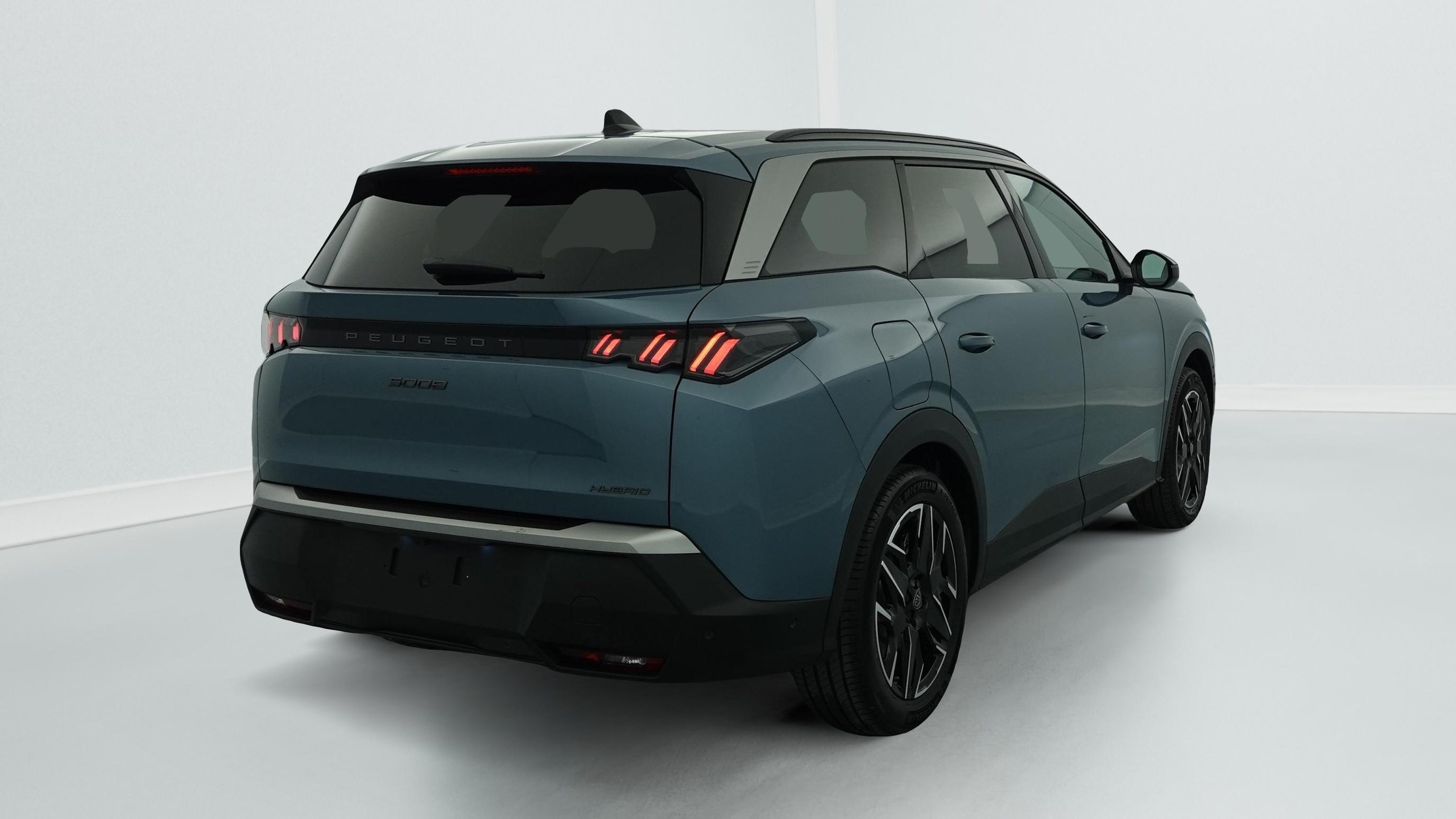 Peugeot 5008 HYBRID 145 CH E-DCS6 ALLURE
