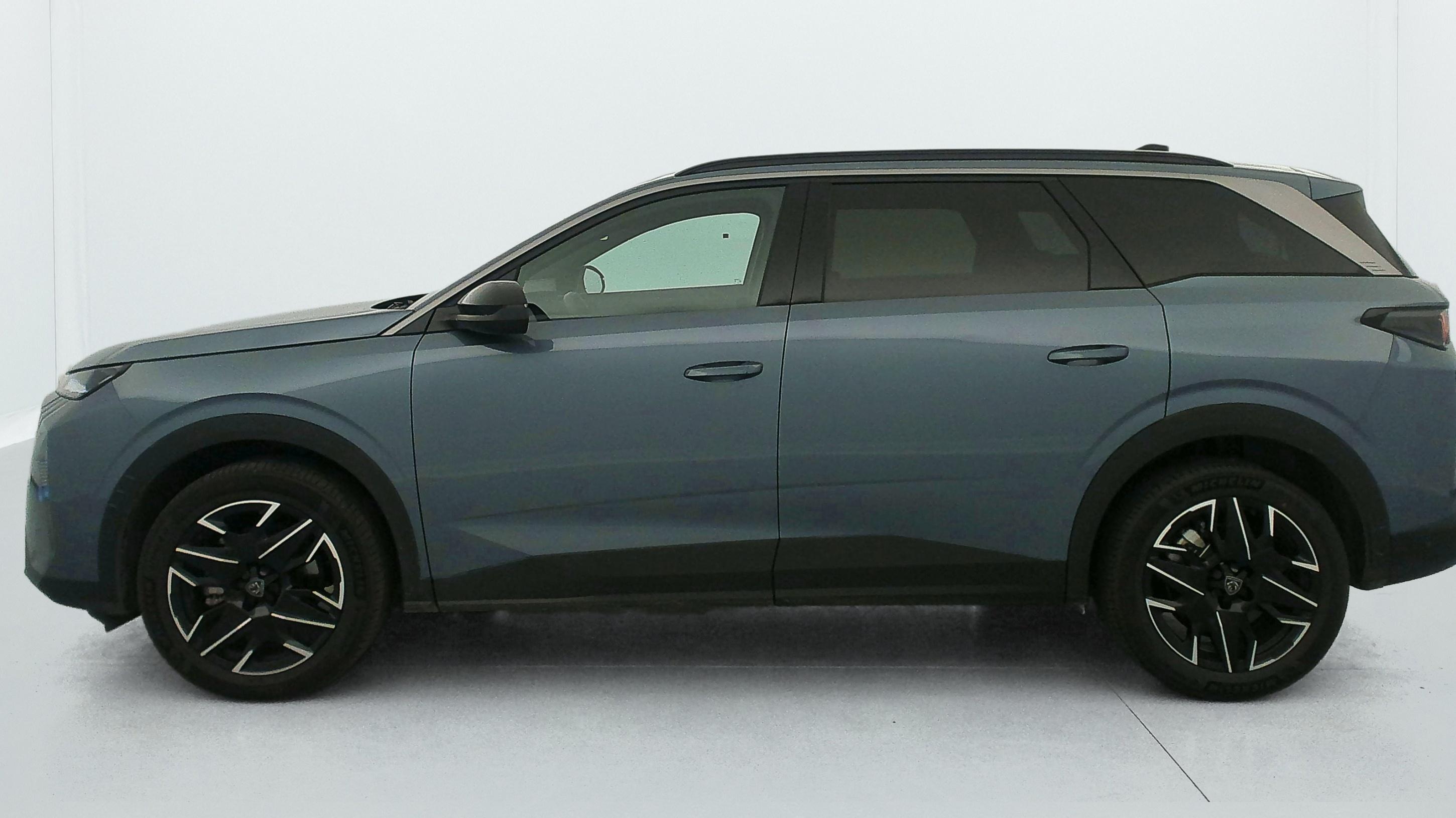 Peugeot 5008 HYBRID 145 CH E-DCS6 ALLURE