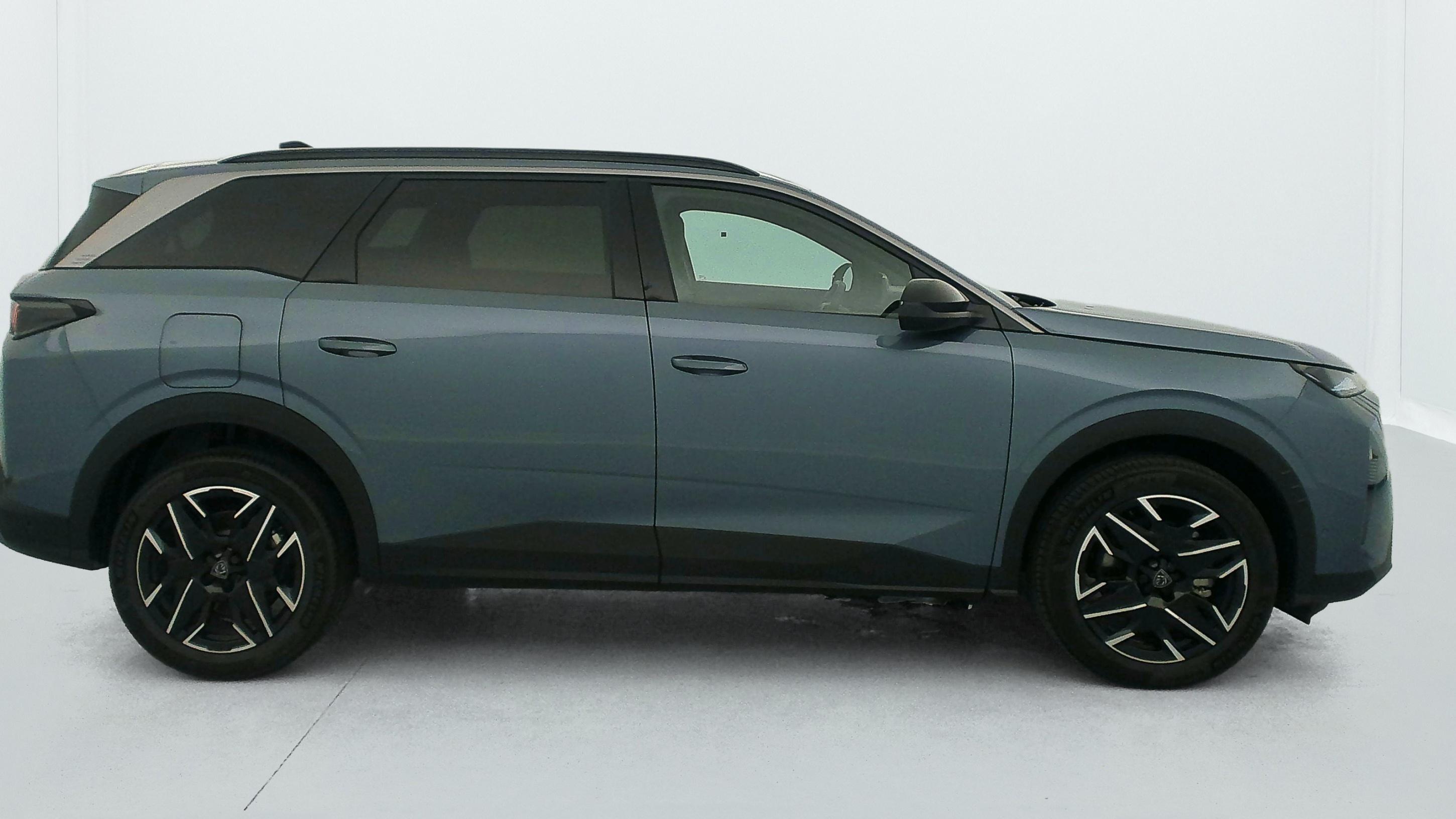 Peugeot 5008 HYBRID 145 CH E-DCS6 ALLURE