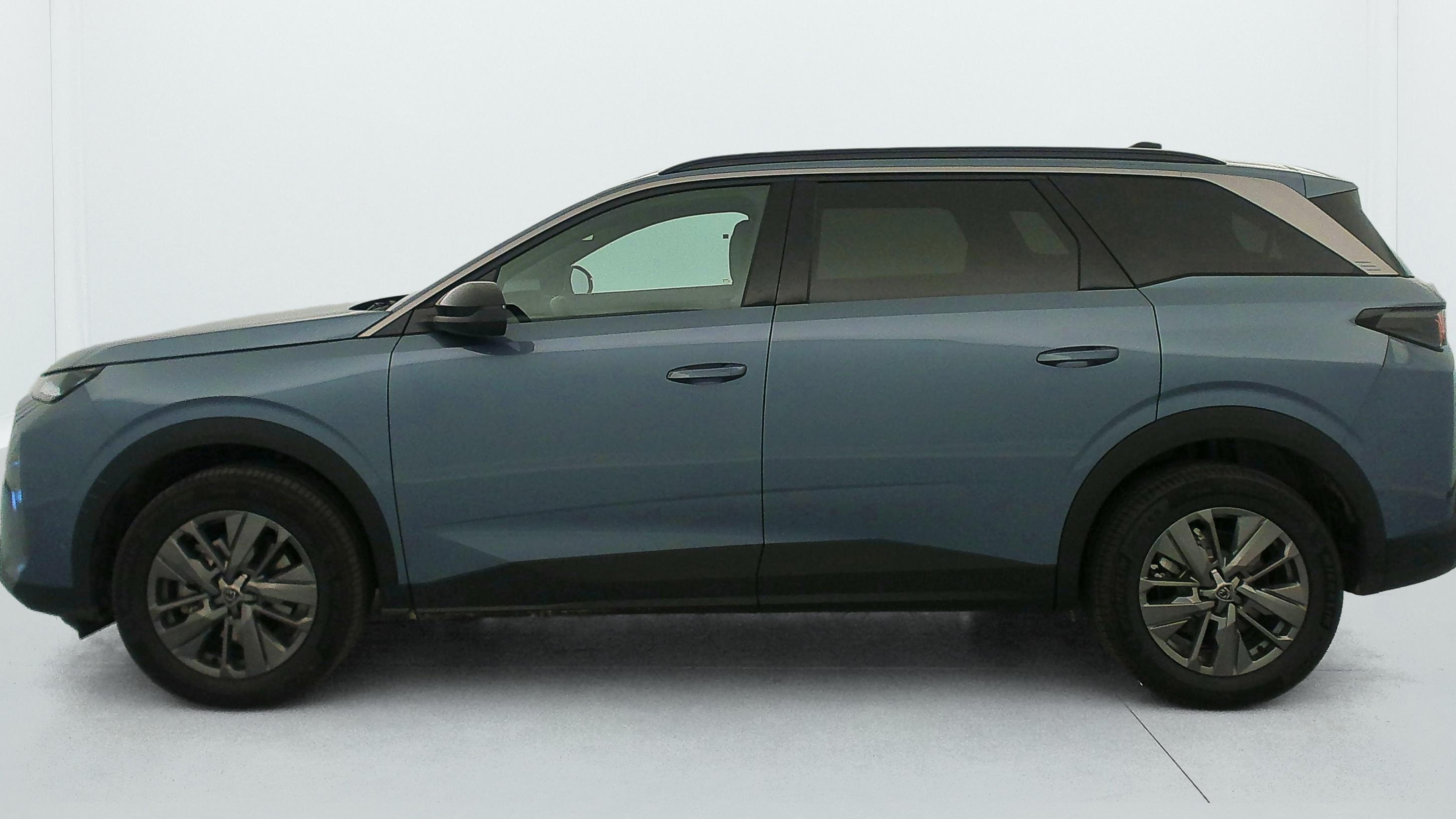 Peugeot 5008 HYBRID 145 CH E-DCS6 ALLURE
