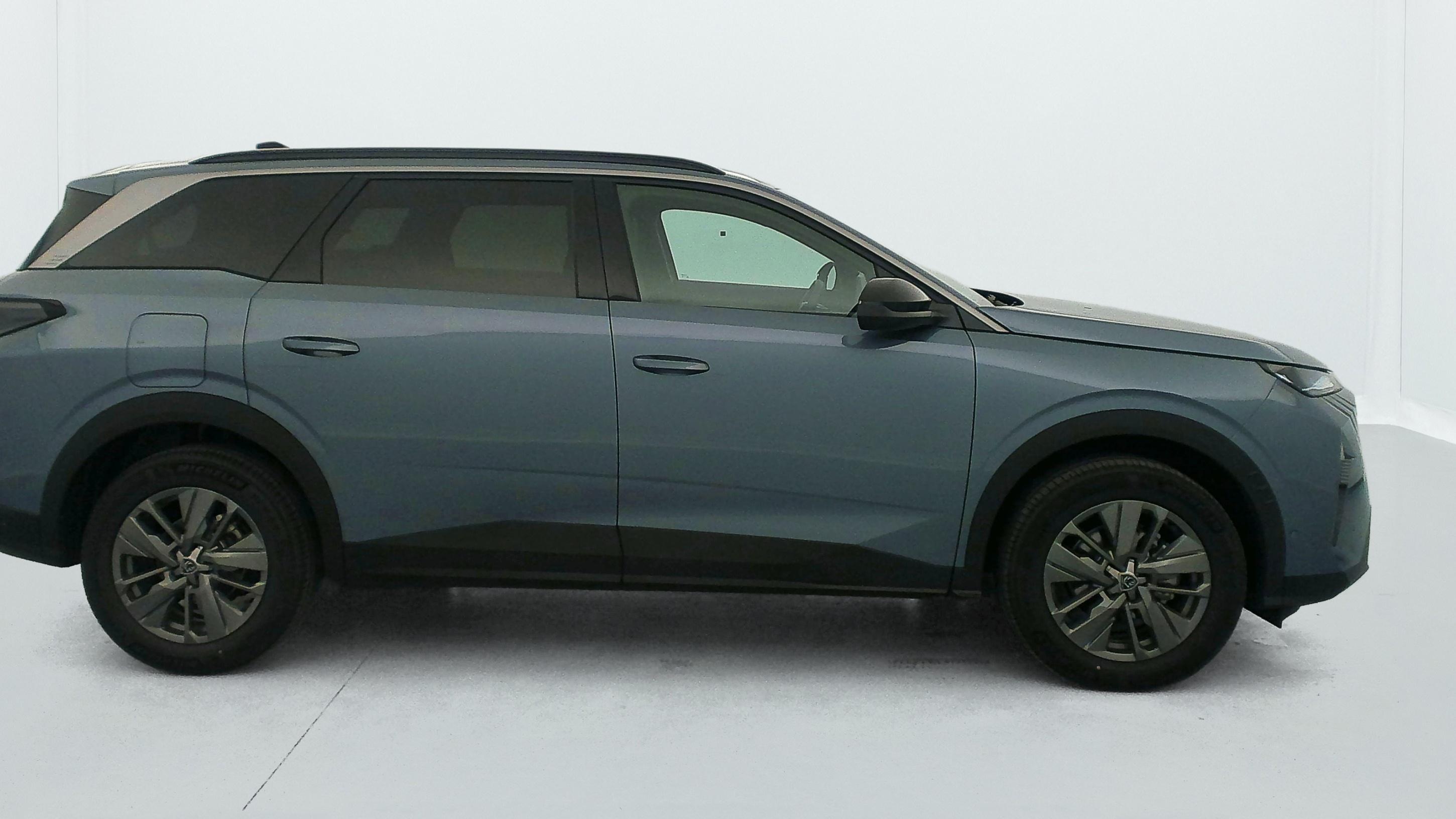 Peugeot 5008 HYBRID 145 CH E-DCS6 ALLURE