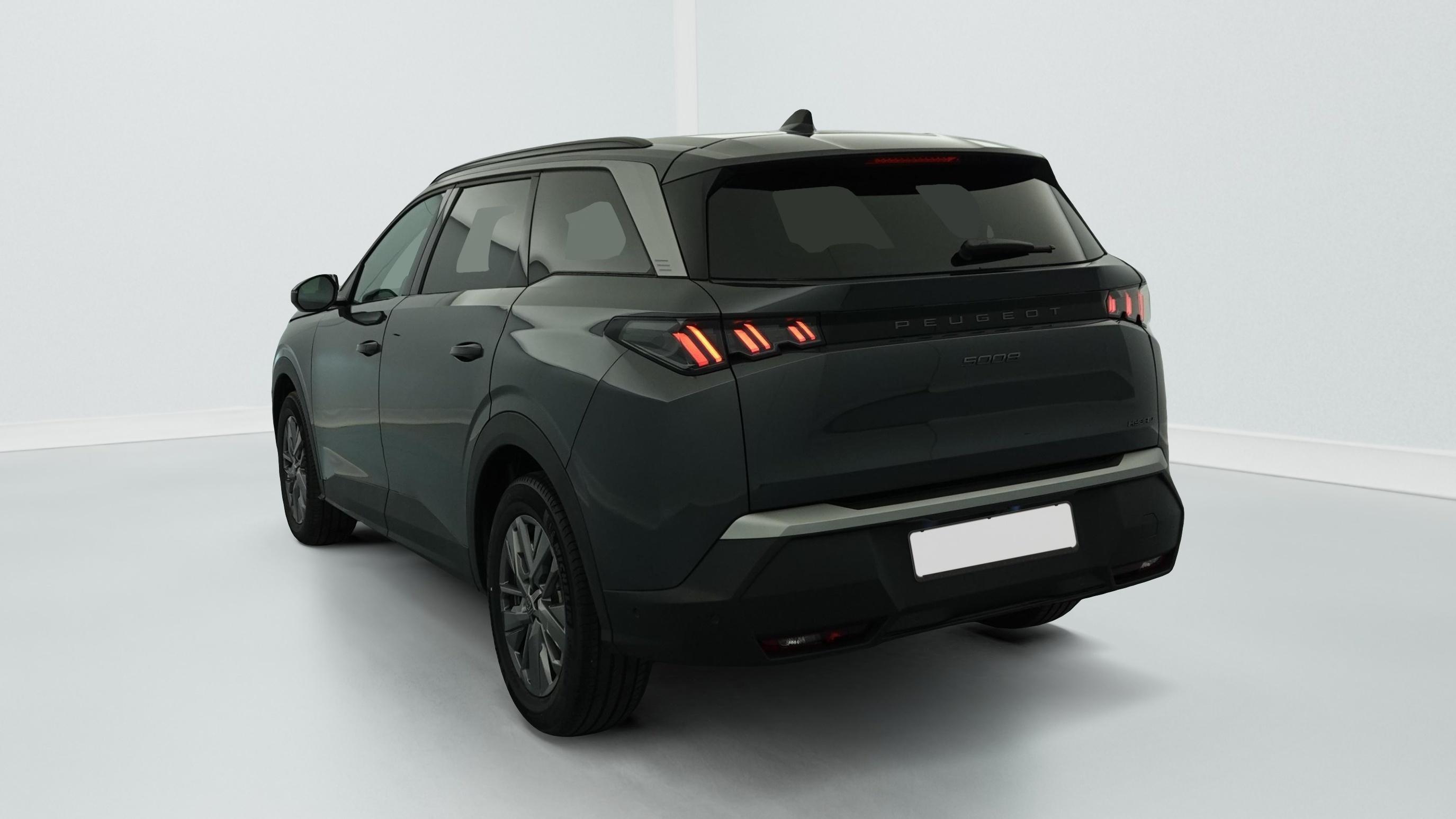 Peugeot 5008 HYBRID 145 CH E-DCS6 ALLURE