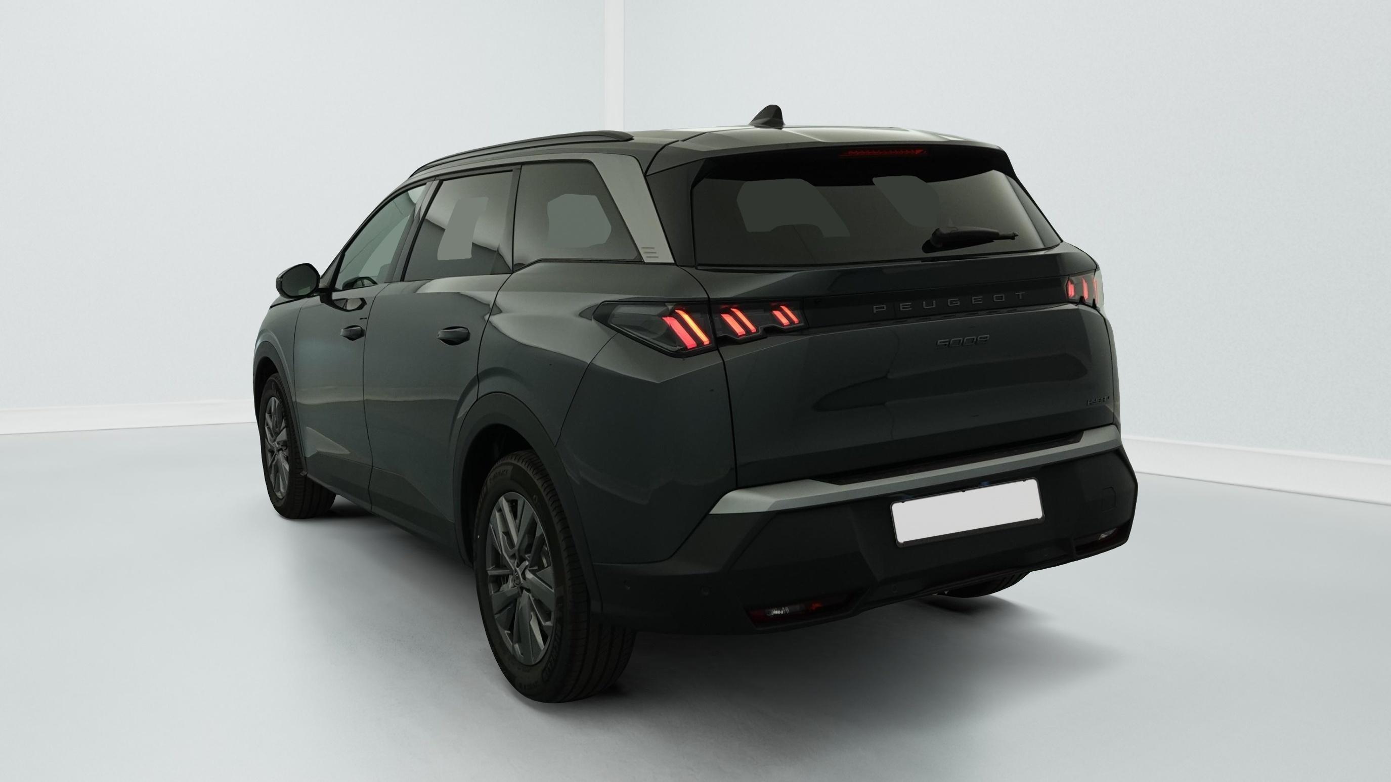 Peugeot 5008 HYBRID 145 CH E-DCS6 ALLURE