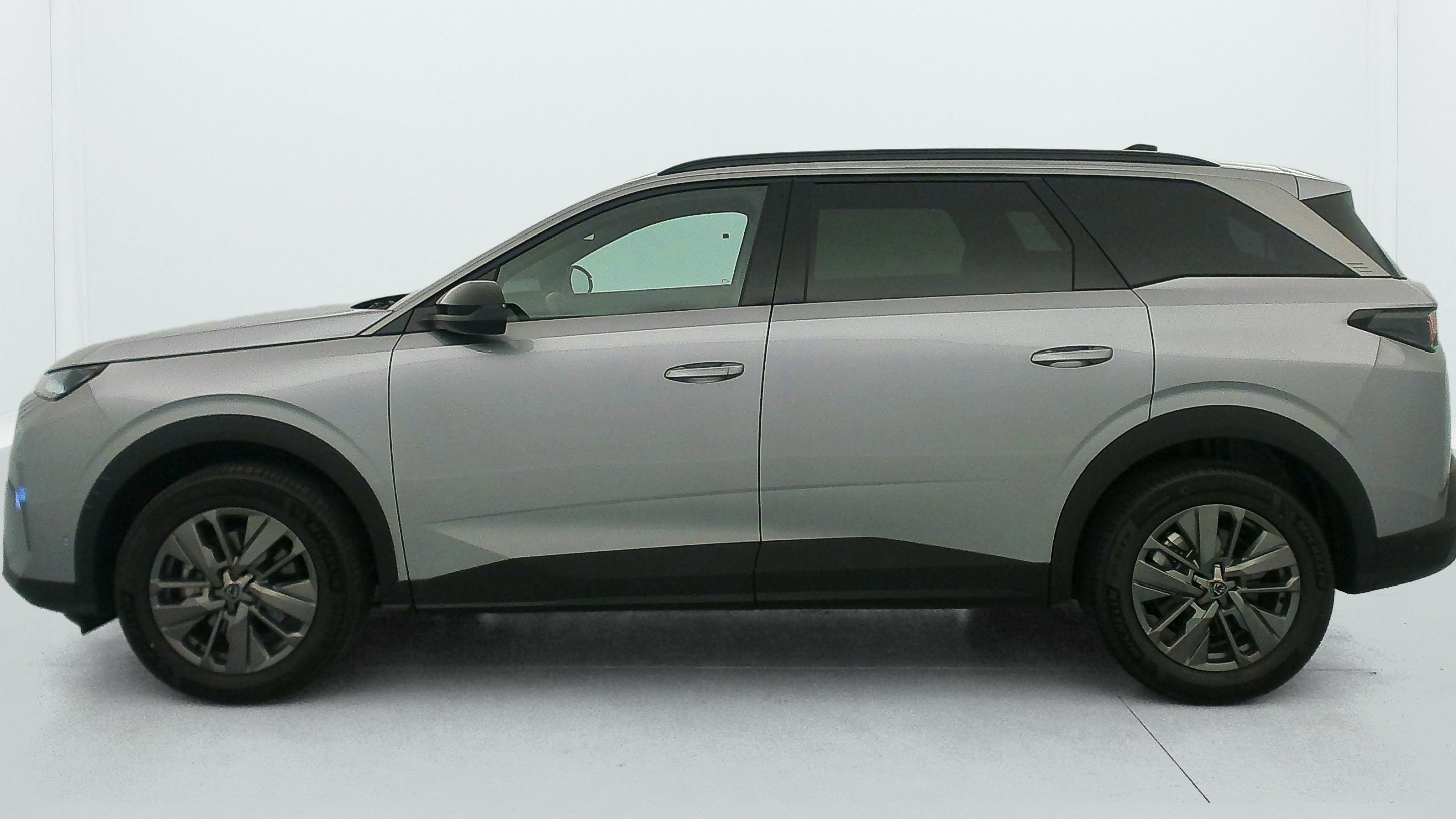 Peugeot 5008 HYBRID 145 CH E-DCS6 ALLURE