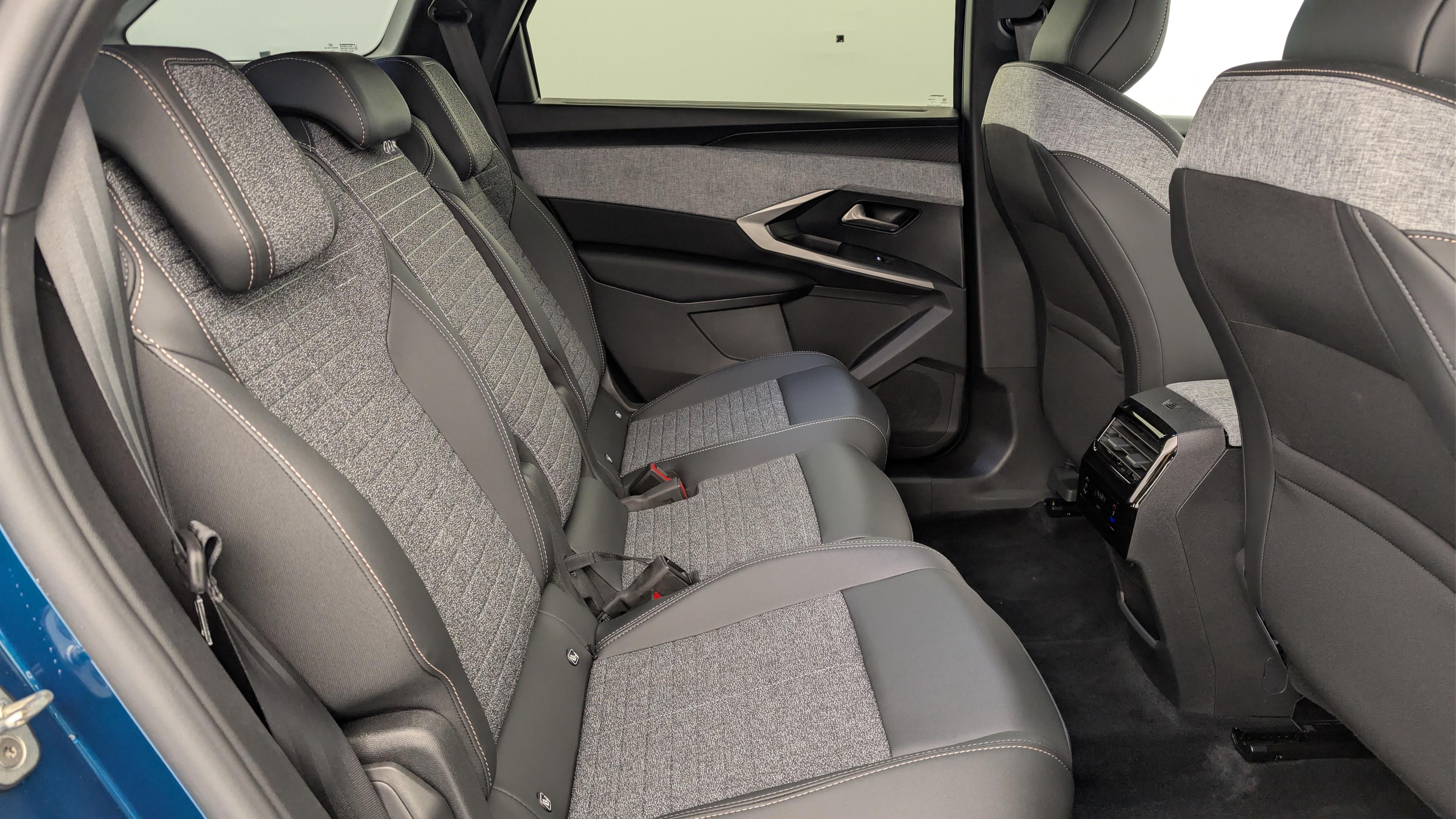 Peugeot 5008 HYBRID 145 CH E-DCS6 ALLURE