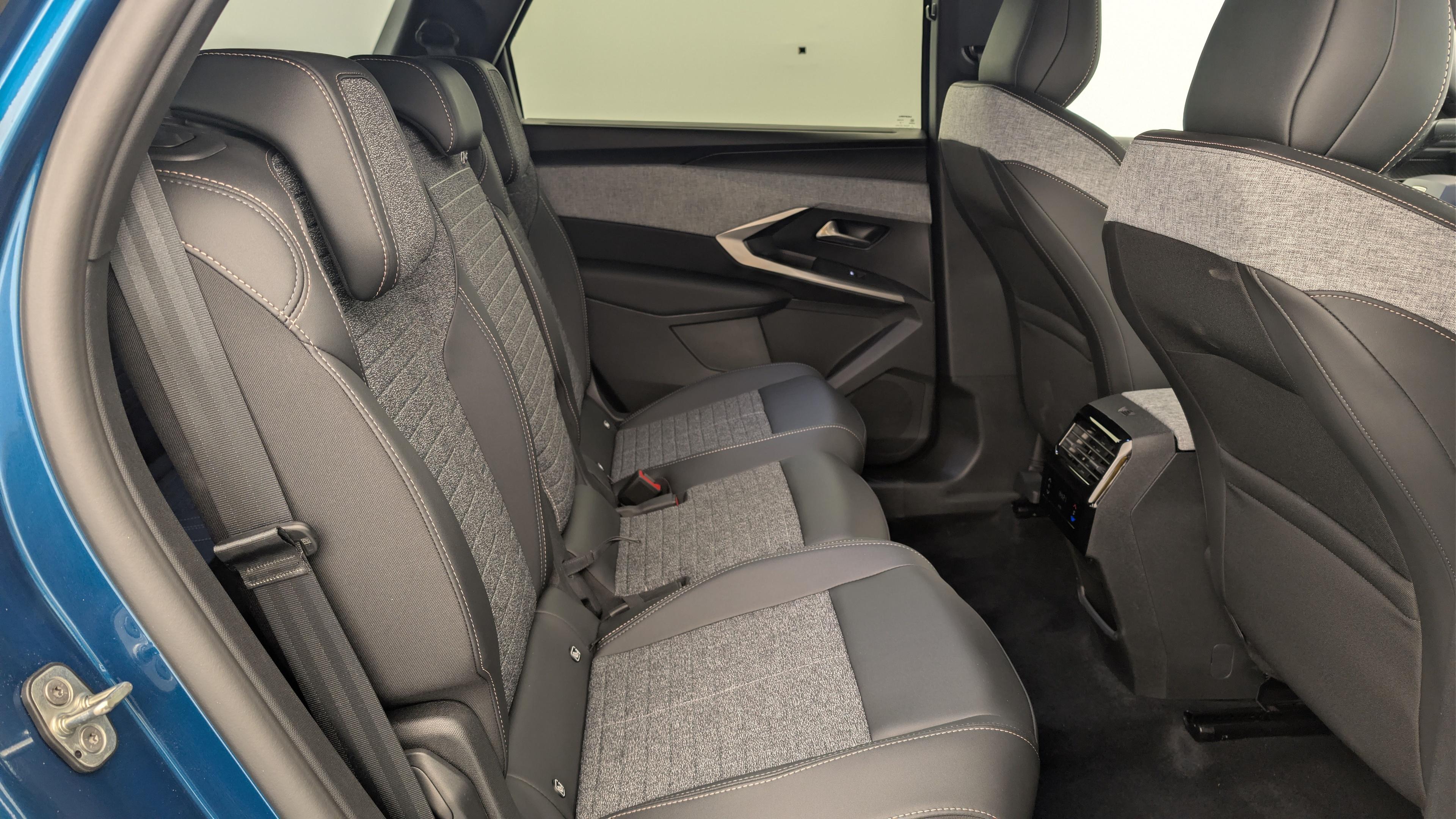 Peugeot 5008 HYBRID 145 CH E-DCS6 ALLURE