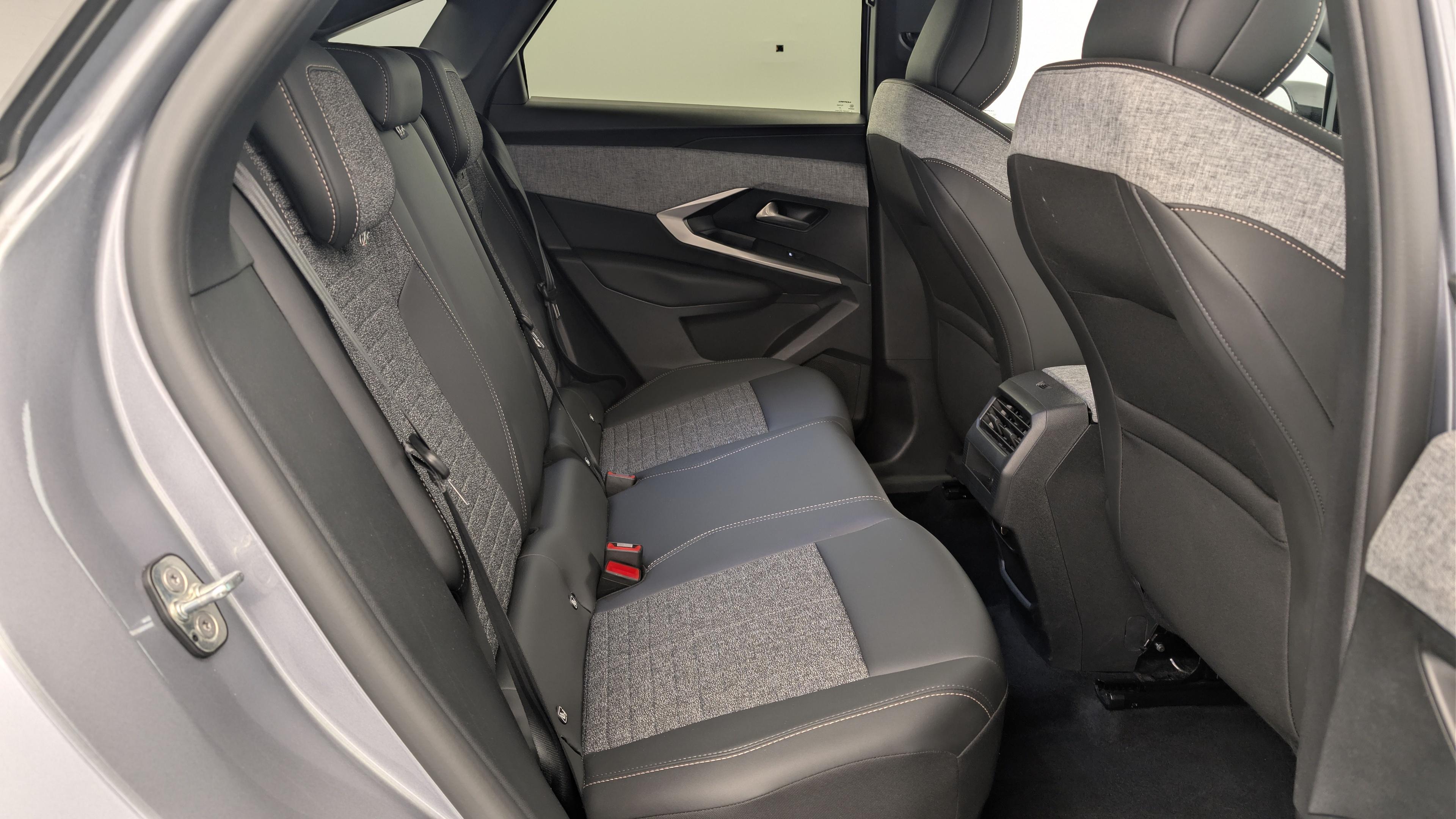 Peugeot 3008 Hybrid 145 e-DCS6 Allure
