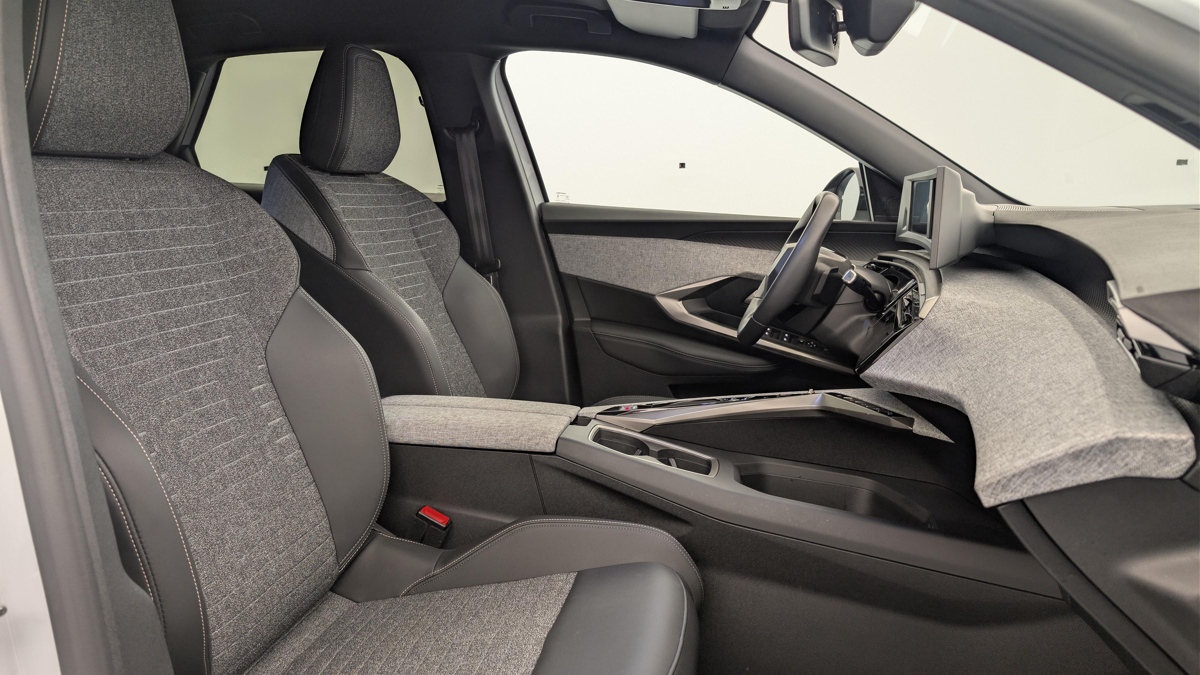 Peugeot 3008 Hybrid 145 e-DCS6 Allure