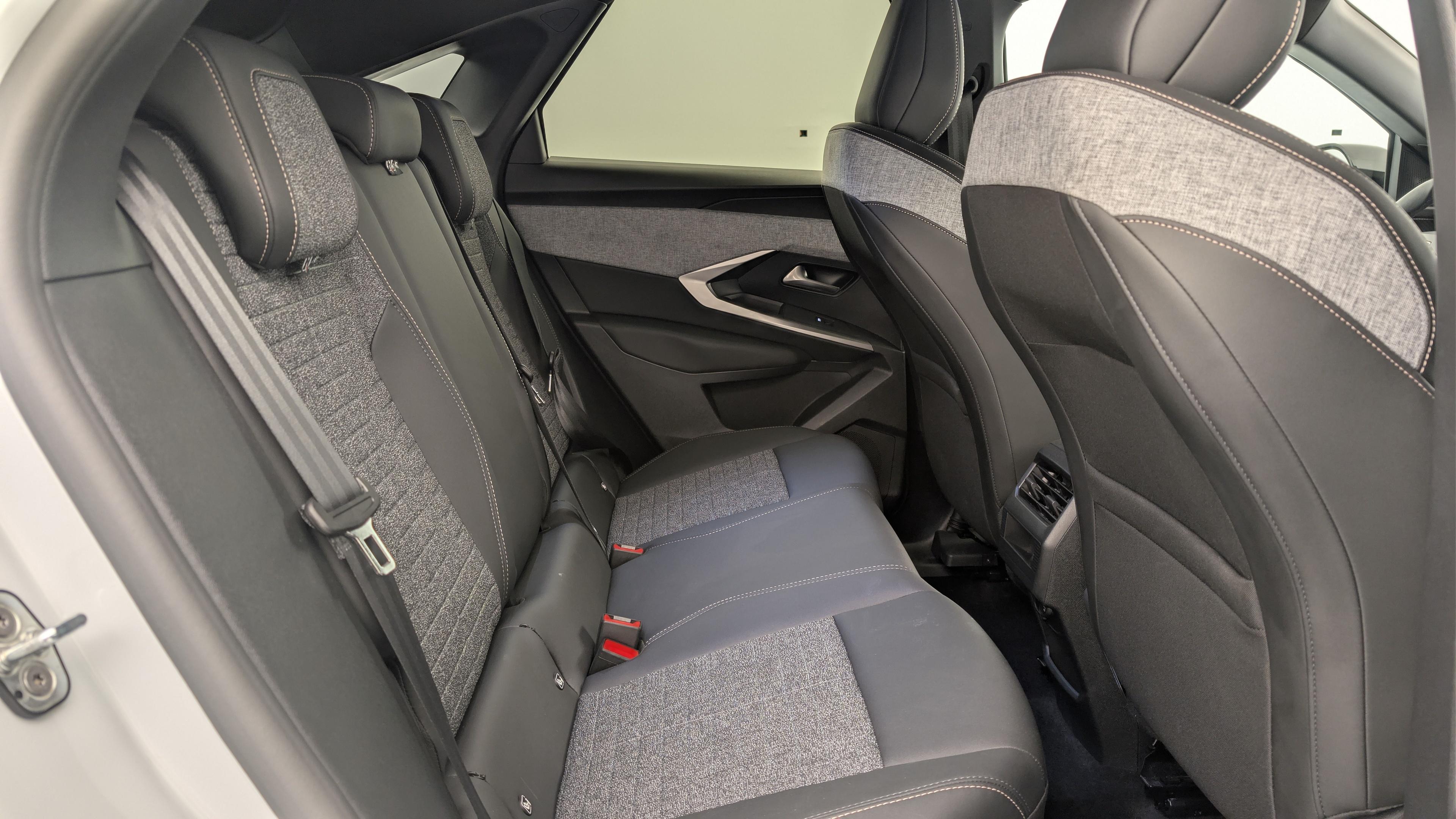 Peugeot 3008 Hybrid 145 e-DCS6 Allure