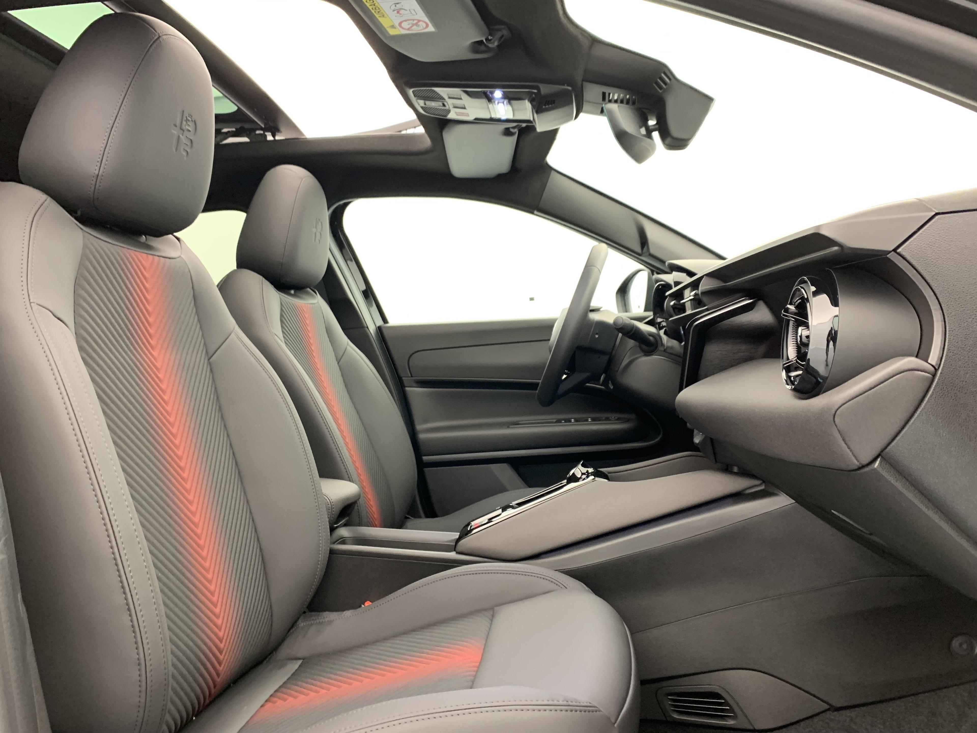 alfa romeo Junior 1.2 Ibrida 145 ch e-DCT6 Q4 Ti