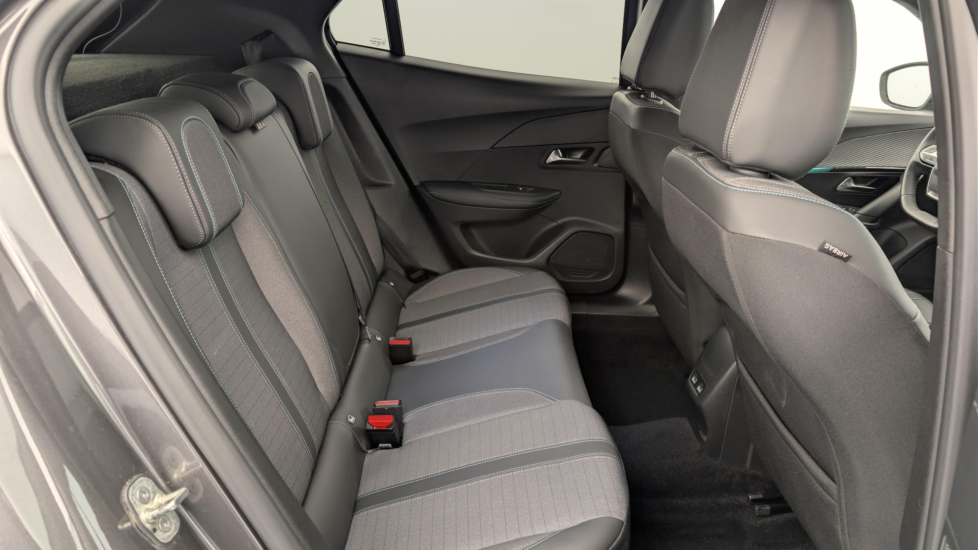 Peugeot 2008 PureTech 130 S&S BVM6 Allure
