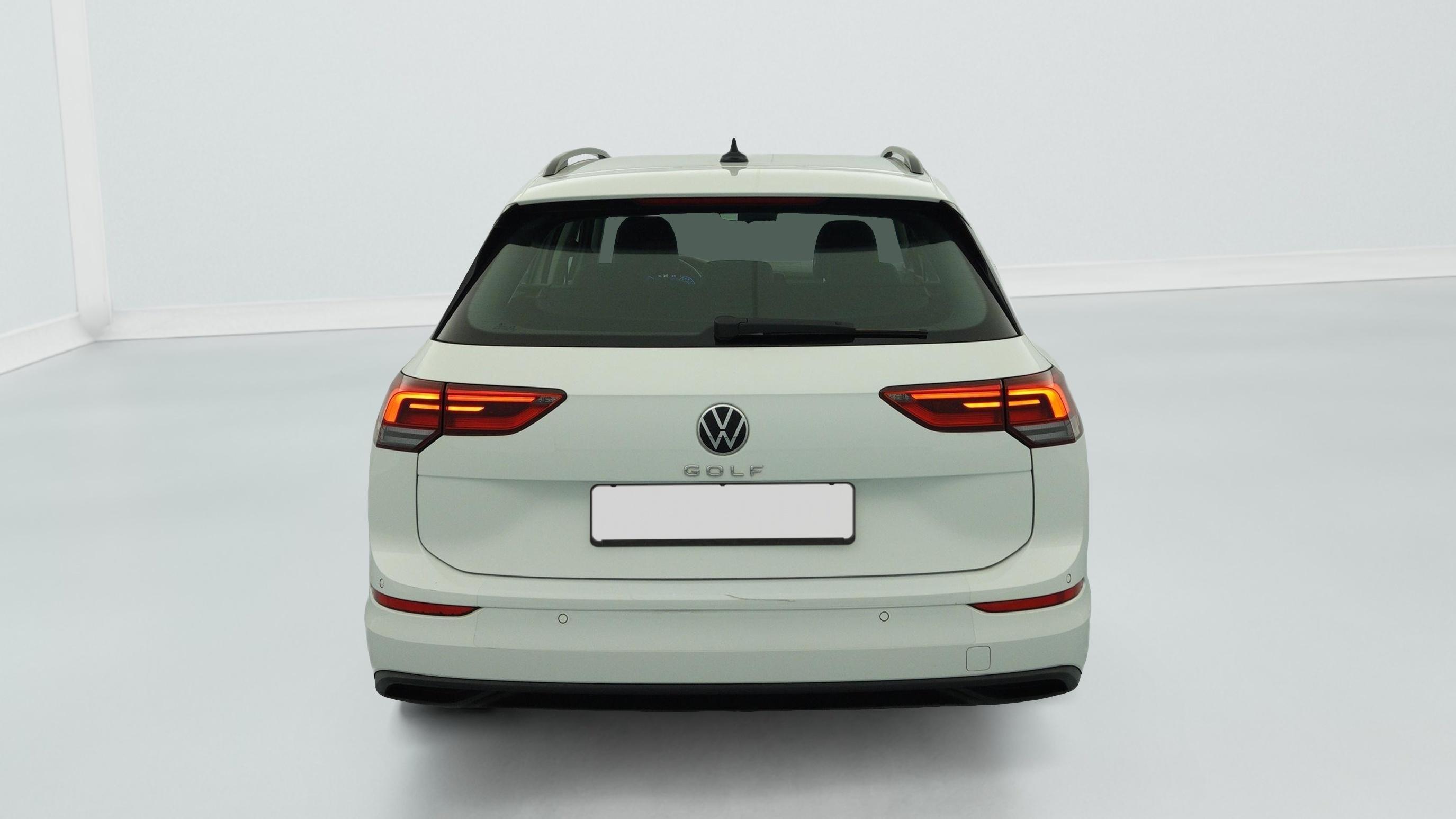 Volkswagen GOLF 8 SW 1.0 TSI OPF 110 BVM6 LIFE