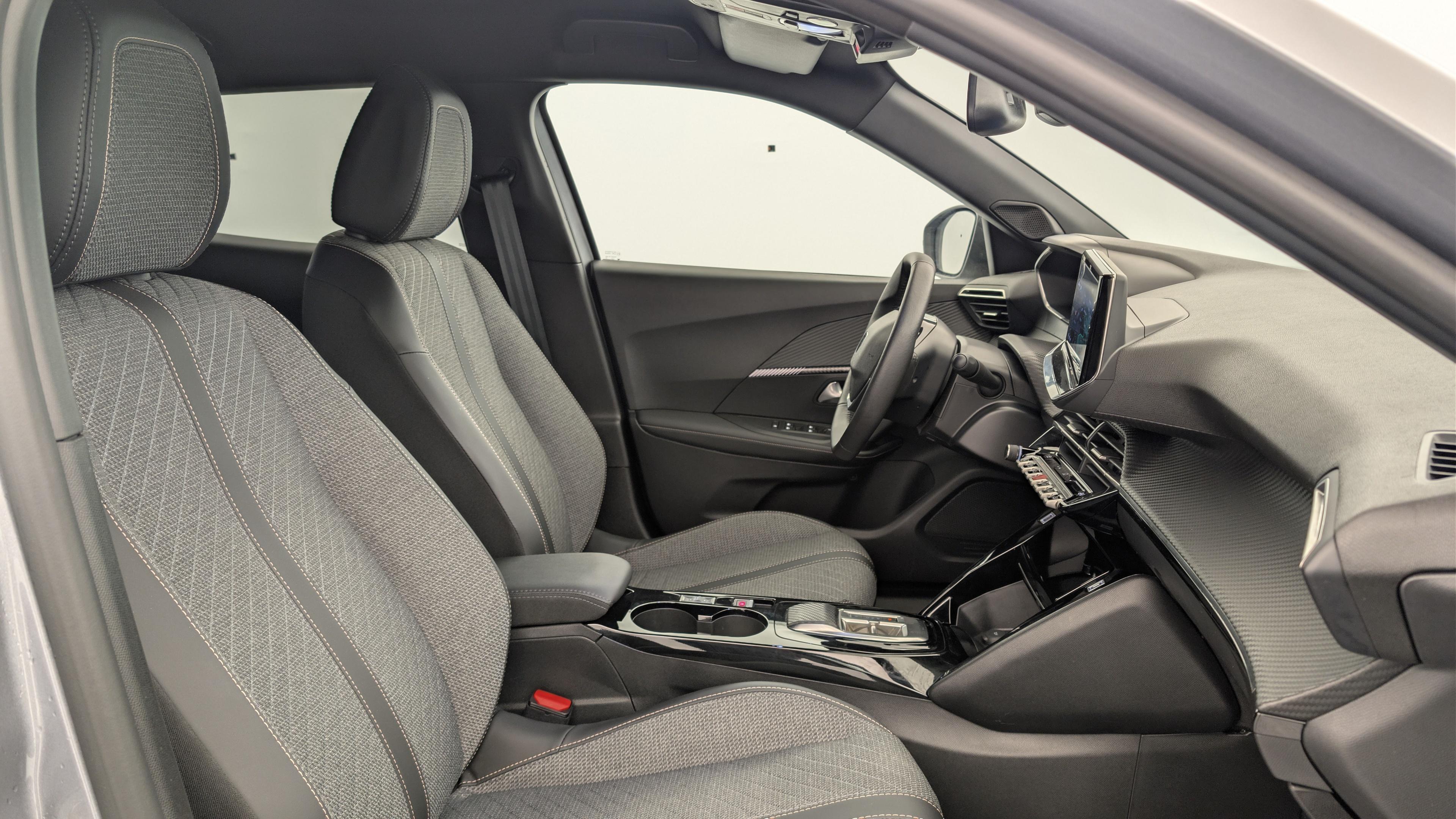 Peugeot 2008 ELECTRIQUE 50 kWh 136 ch Allure