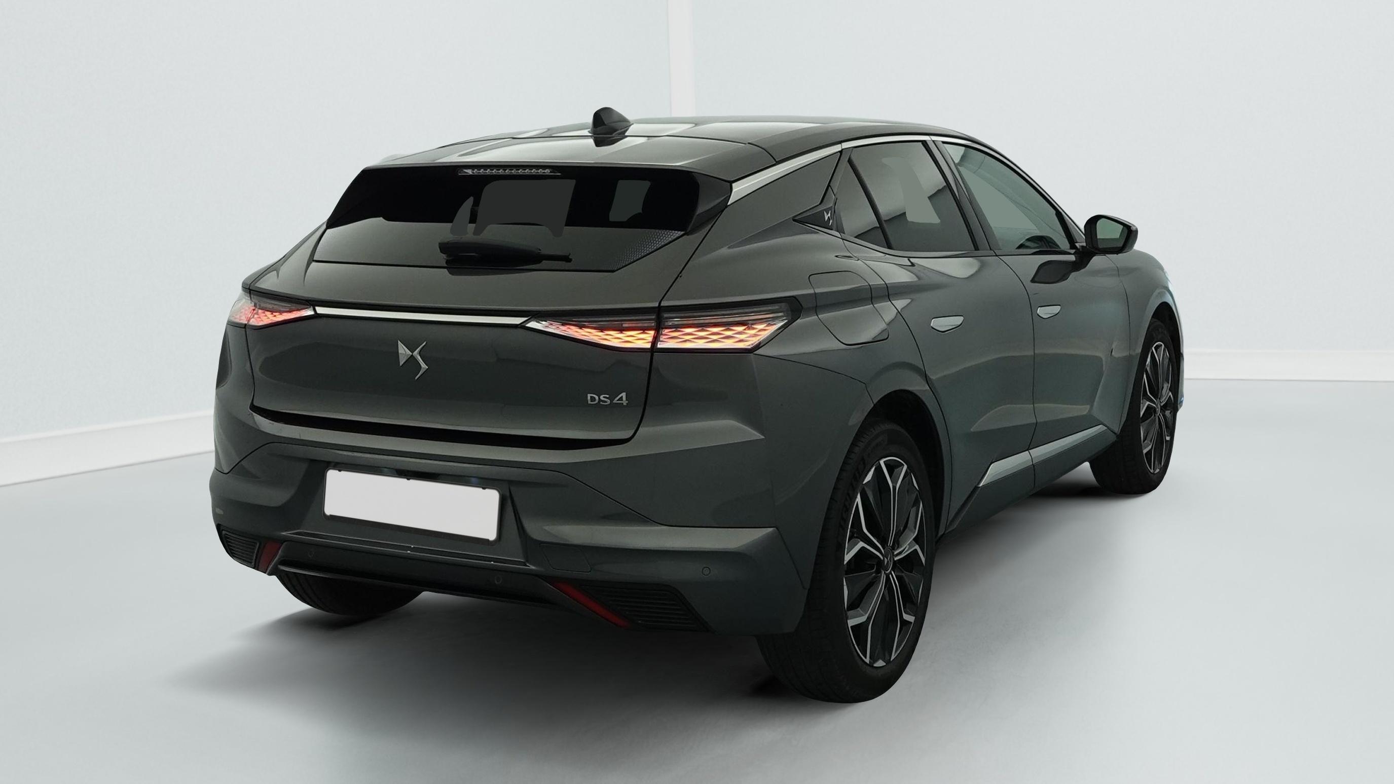 ds DS4 PureTech 130 EAT8 Etoile - Alcantara