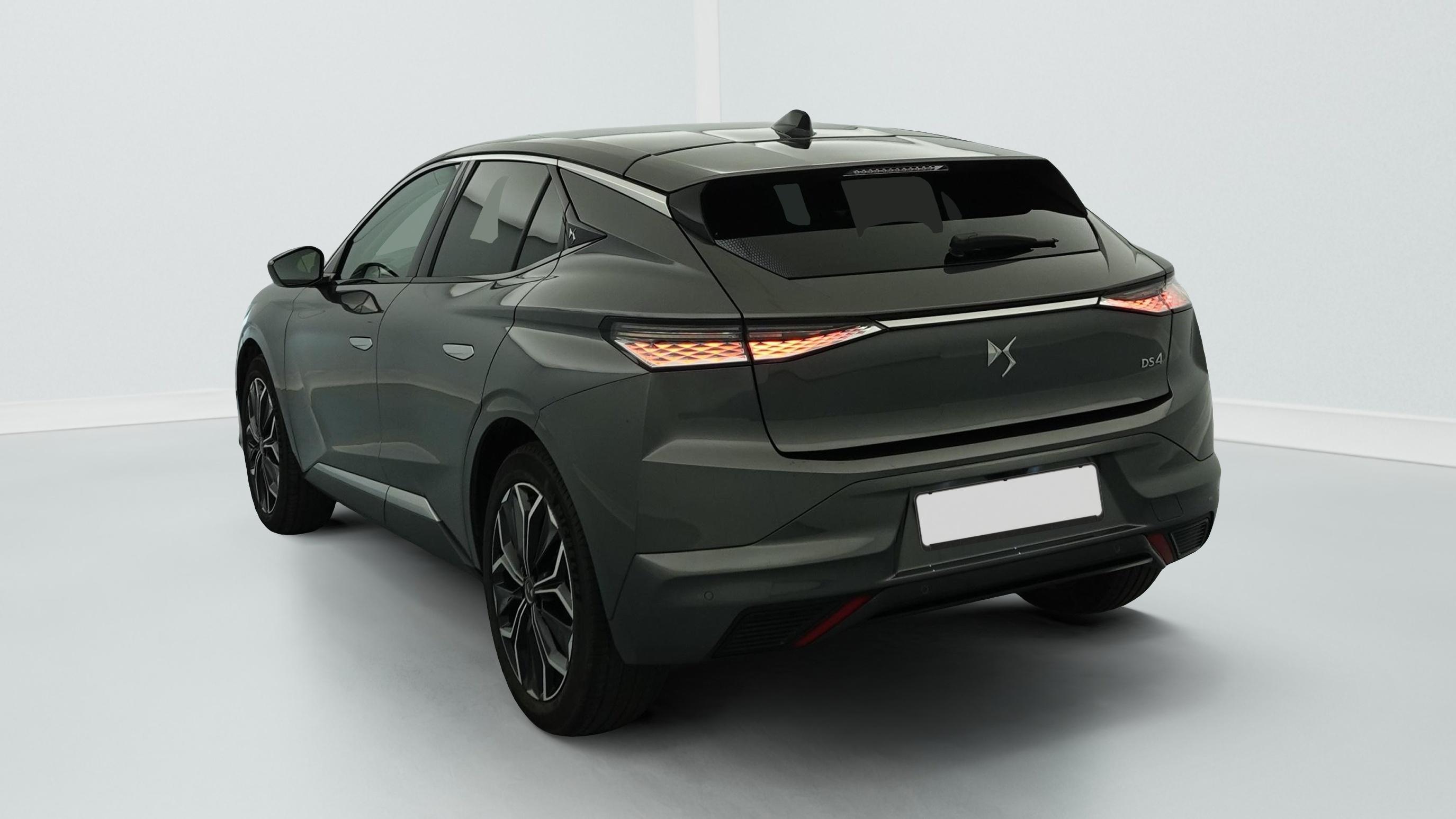 ds DS4 PureTech 130 EAT8 Etoile - Alcantara