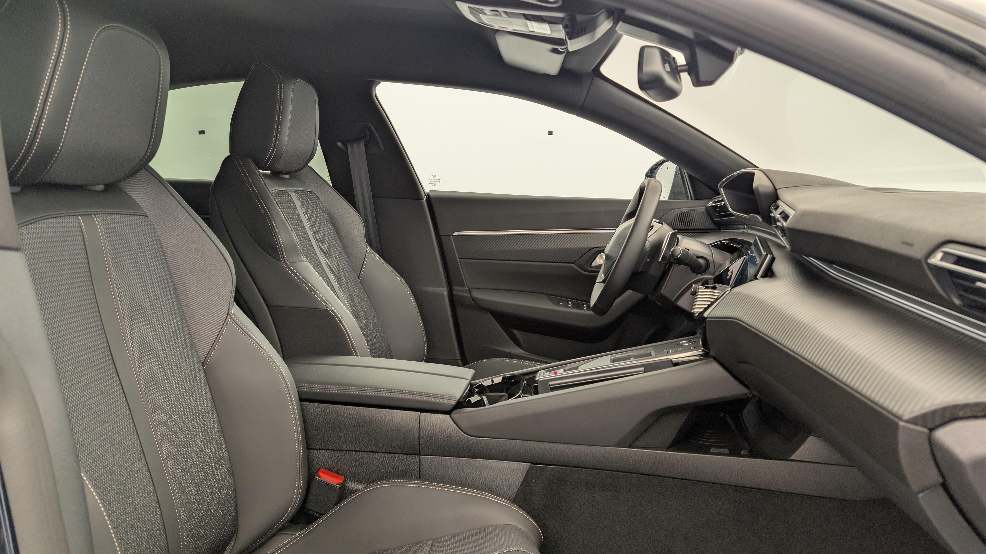 Peugeot 508 Hybrid 180 e-EAT8 Allure