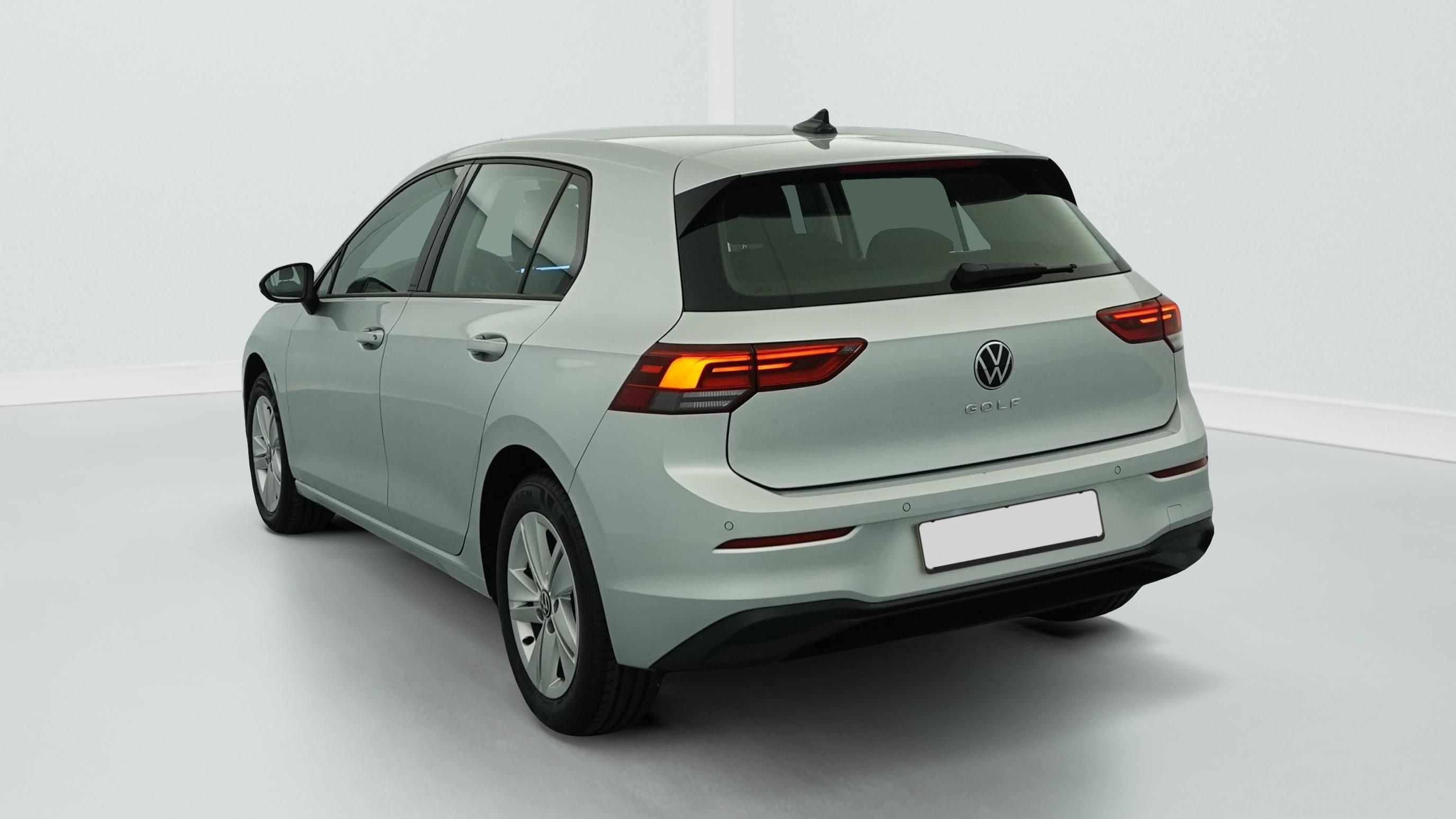 Volkswagen GOLF 8 2.0 TDI SCR 116 DSG7 LIFE PLUS