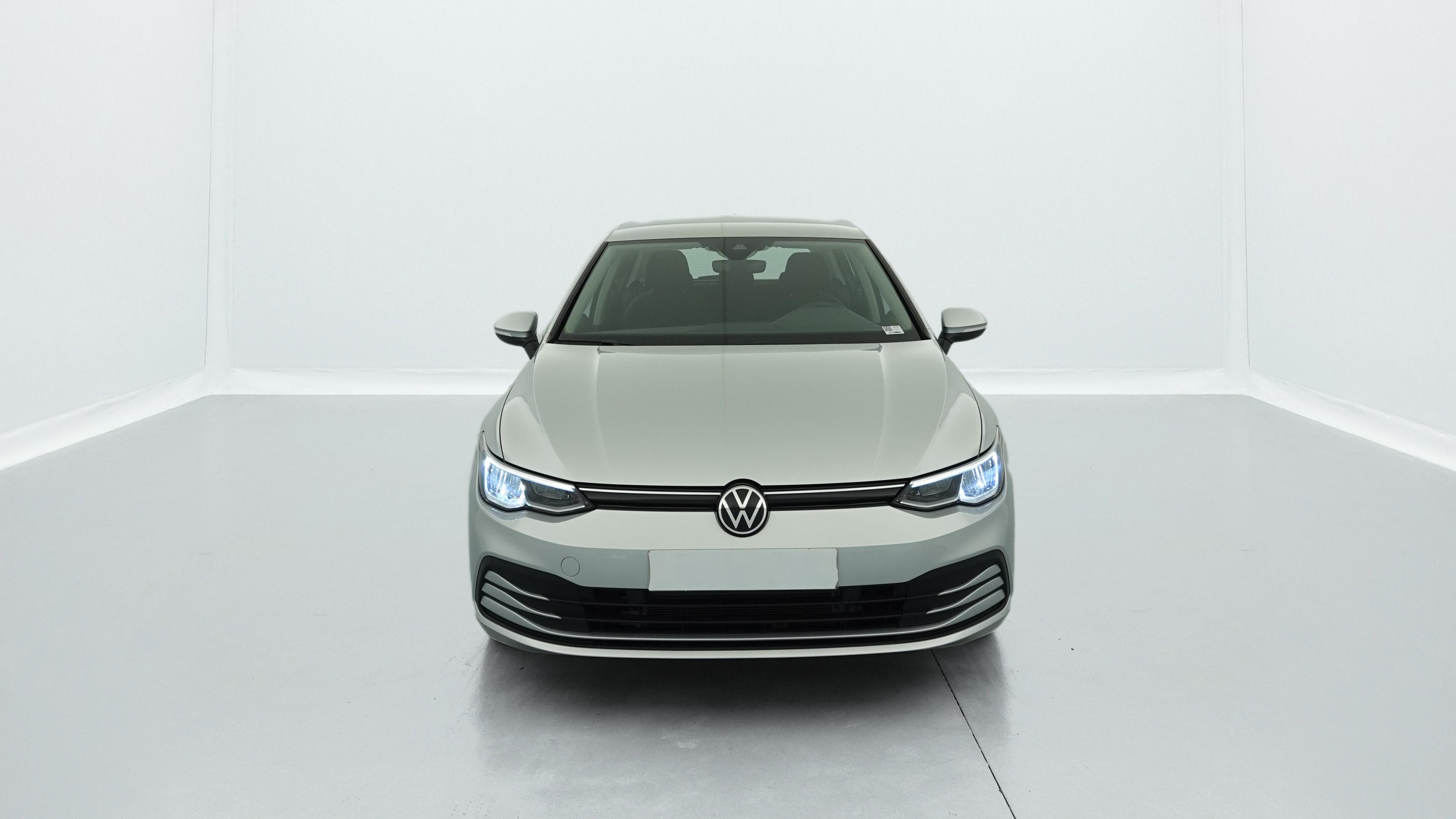 Volkswagen GOLF 8 1.0 TSI OPF 110 BVM6 LIFE