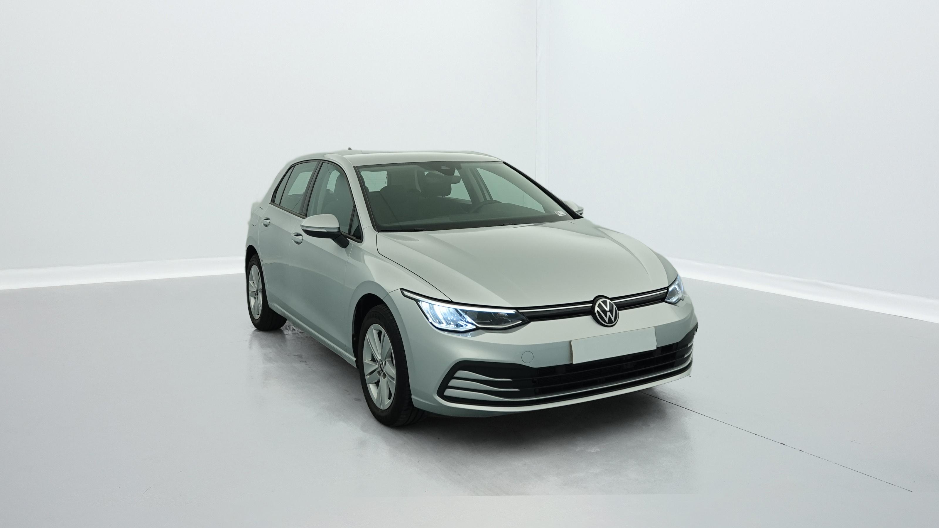 Volkswagen GOLF 8 1.0 TSI OPF 110 BVM6 LIFE