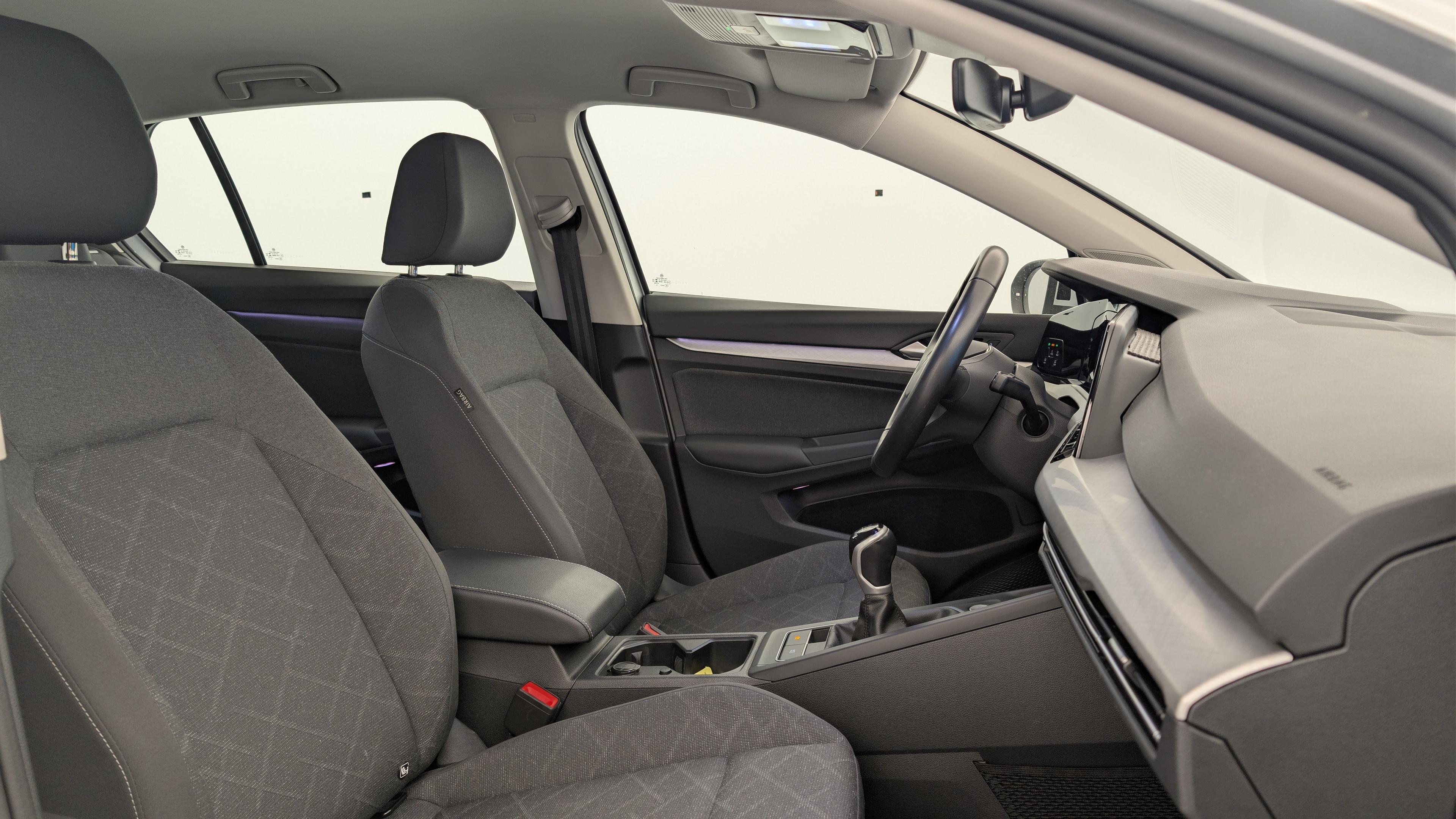 Volkswagen GOLF 8 1.5 TSI ACT OPF 130 BVM6 LIFE