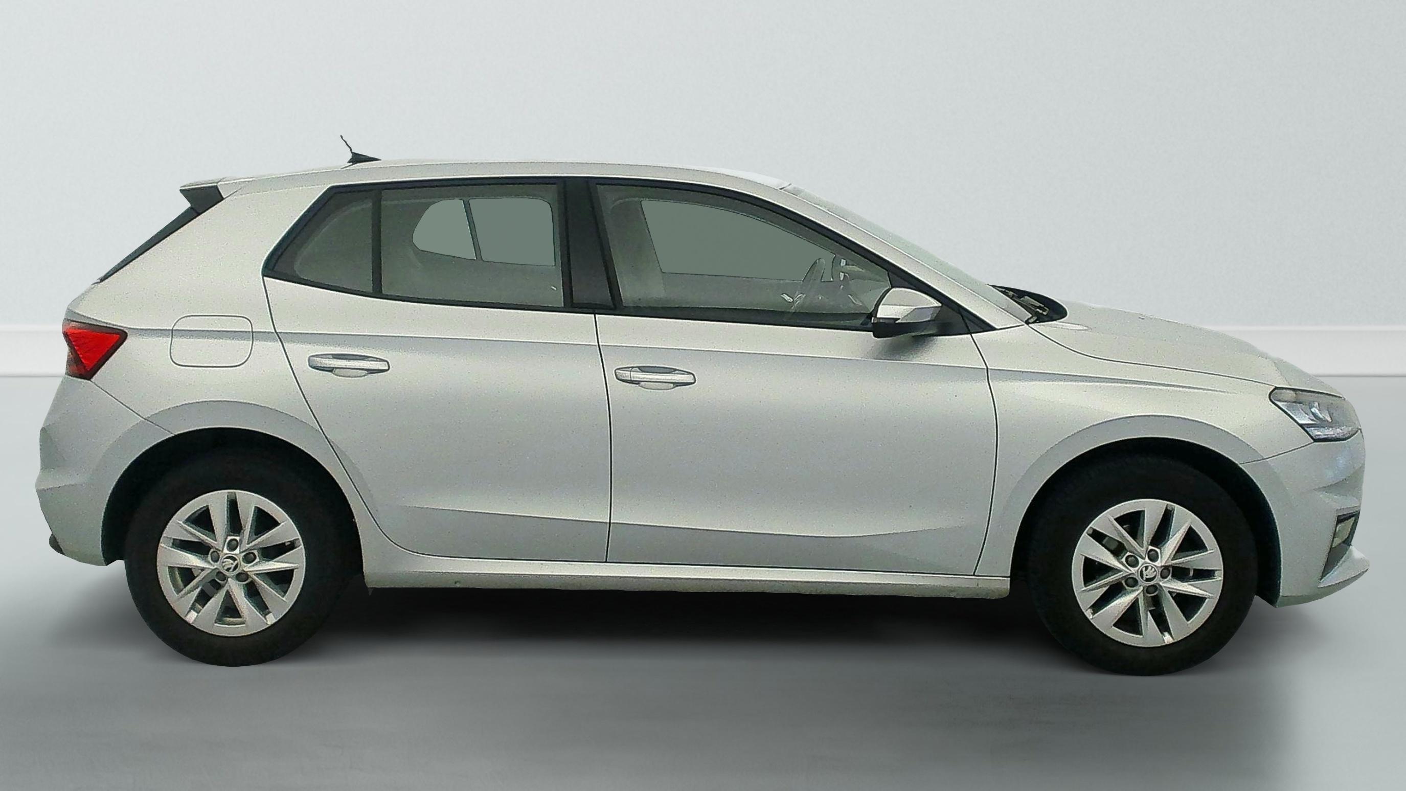 skoda Fabia 1.0 MPI 80 CH BVM5 AMBITION