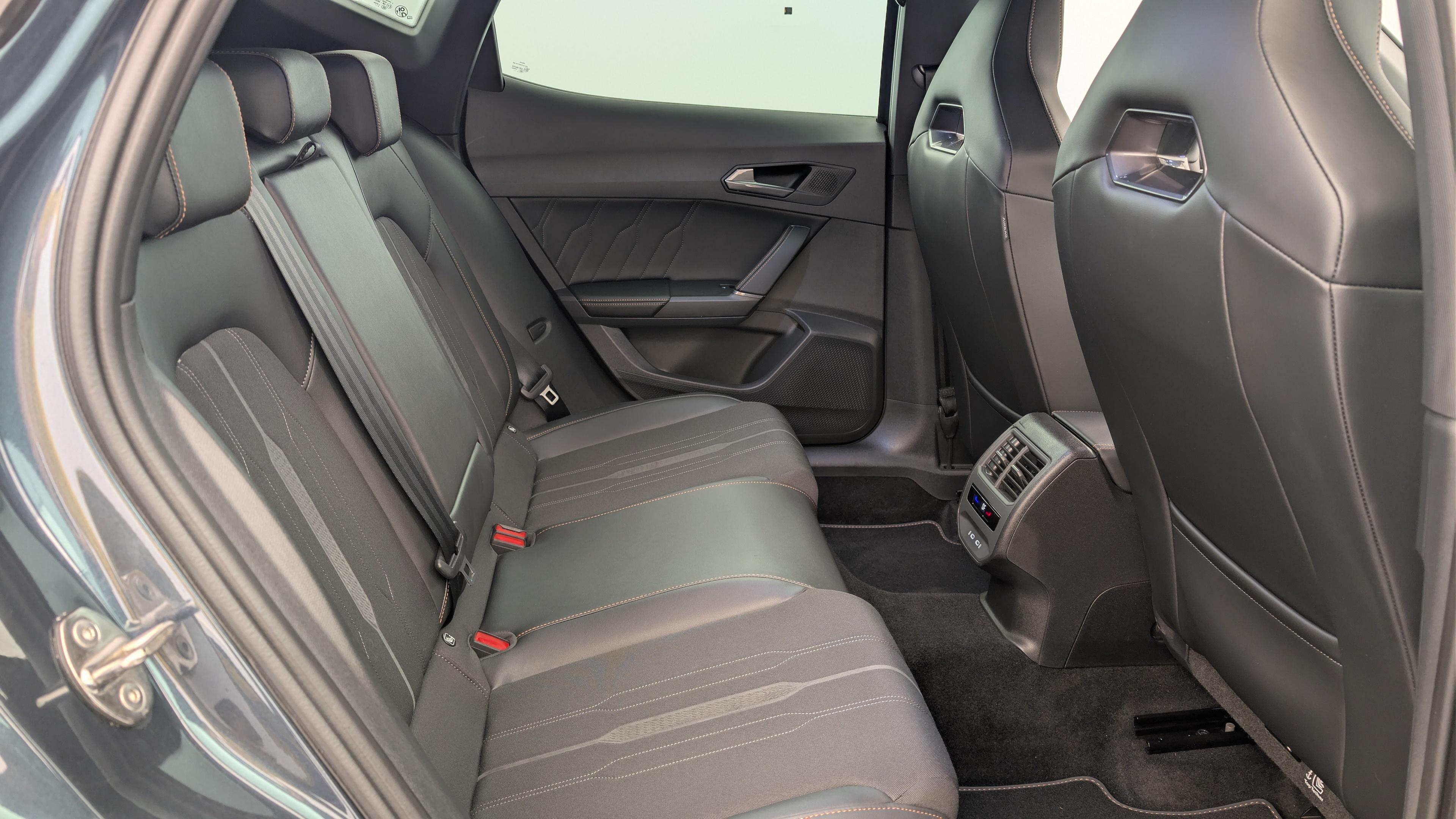 cupra Formentor 1.4 e-HYBRID 204 ch DSG6 Business Edition