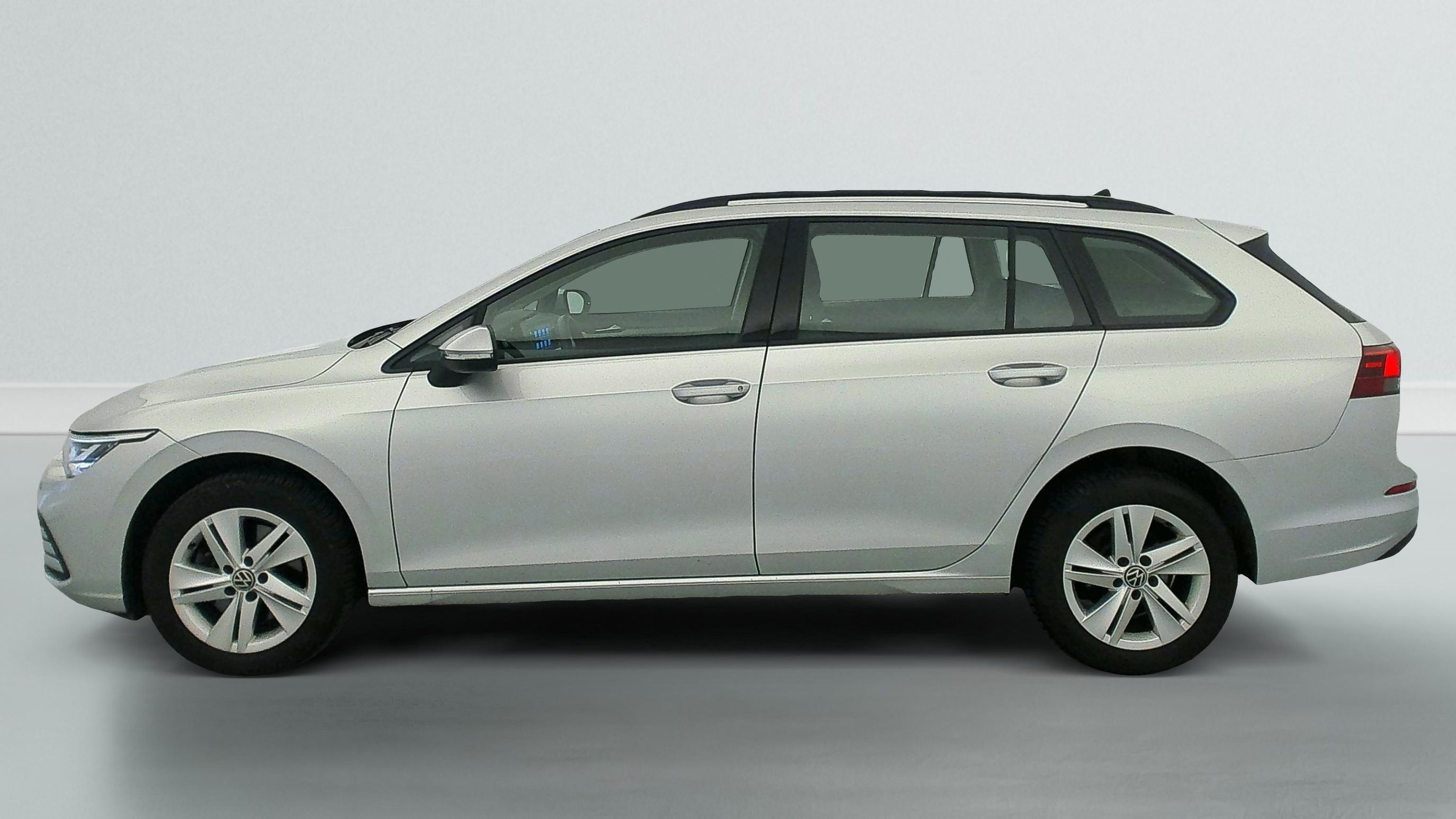 Volkswagen GOLF 8 SW 2.0 TDI SCR 115 BVM6 LIFE