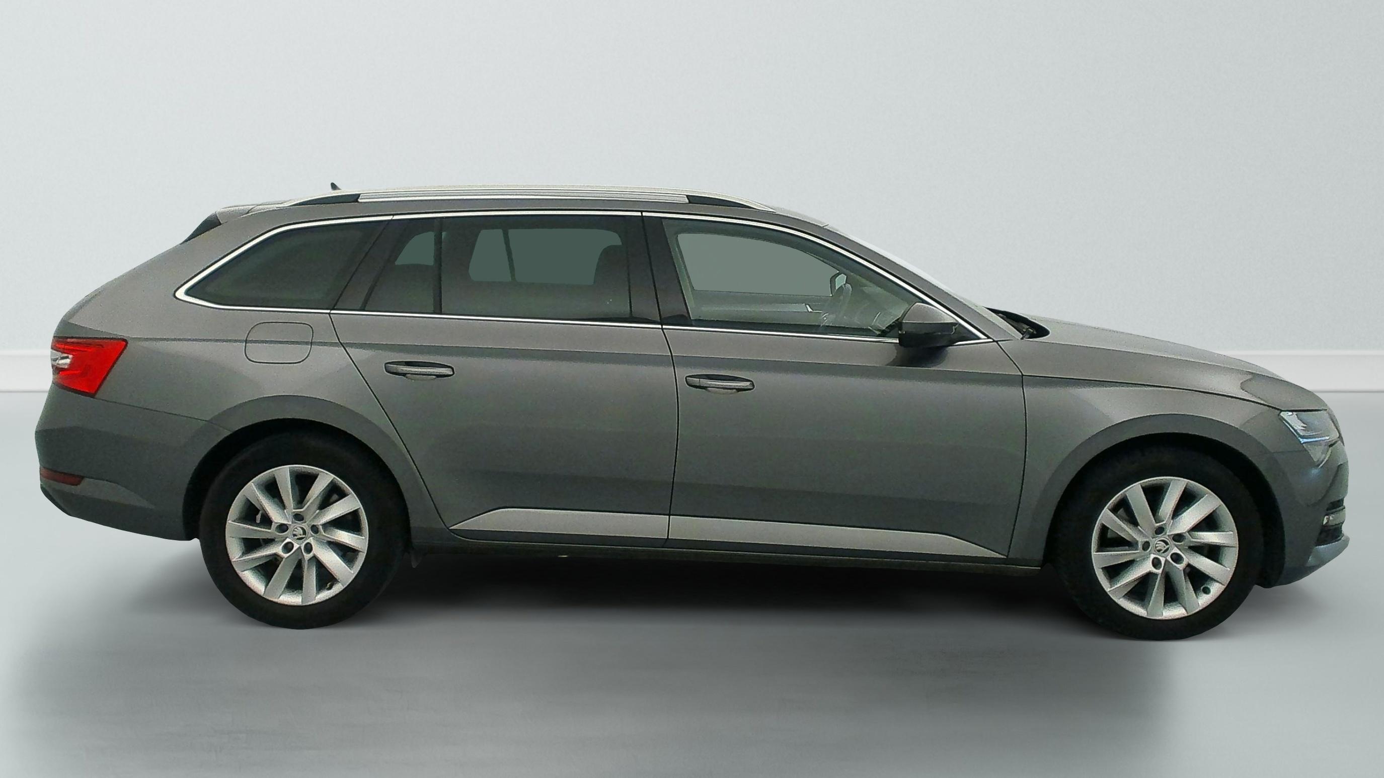 skoda Superb Combi 2.0 TDI 150 SCR DSG7 BUSINESS