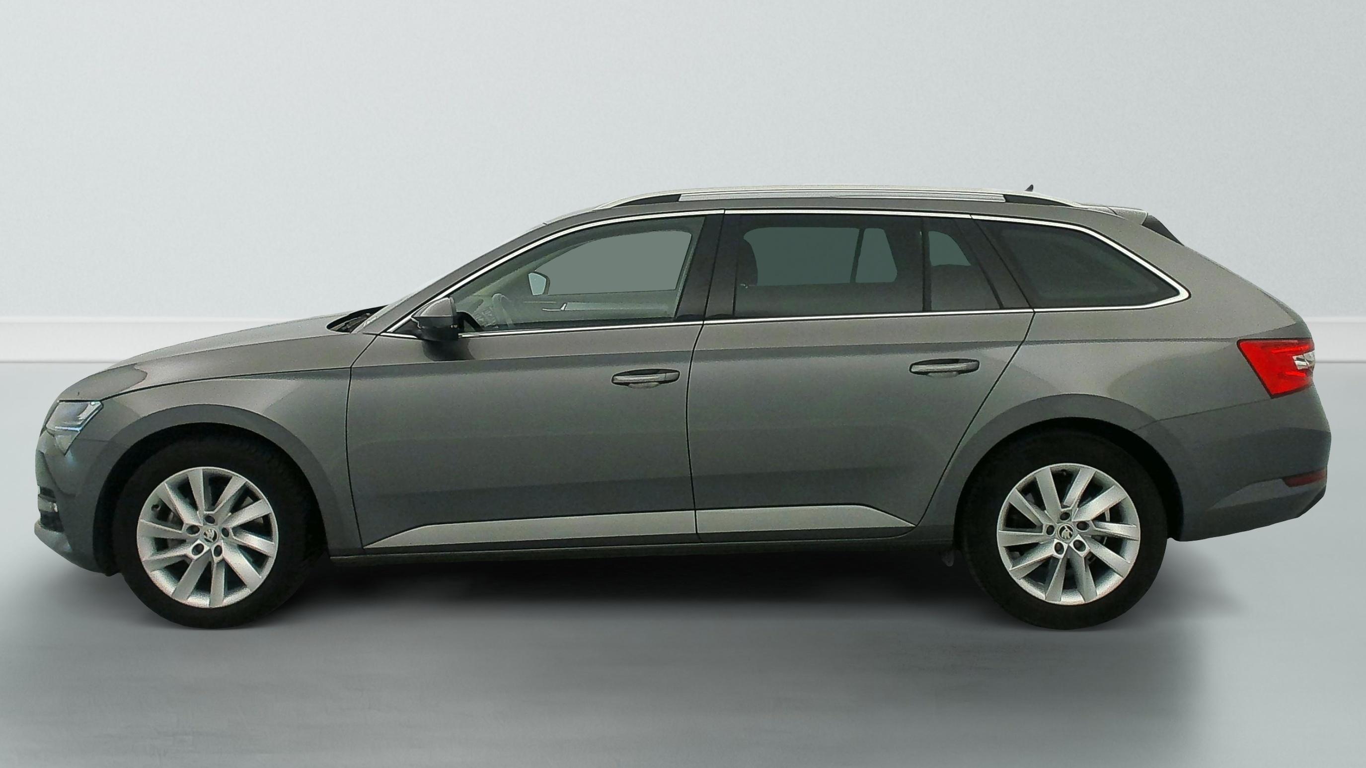 skoda Superb Combi 2.0 TDI 150 SCR DSG7 BUSINESS