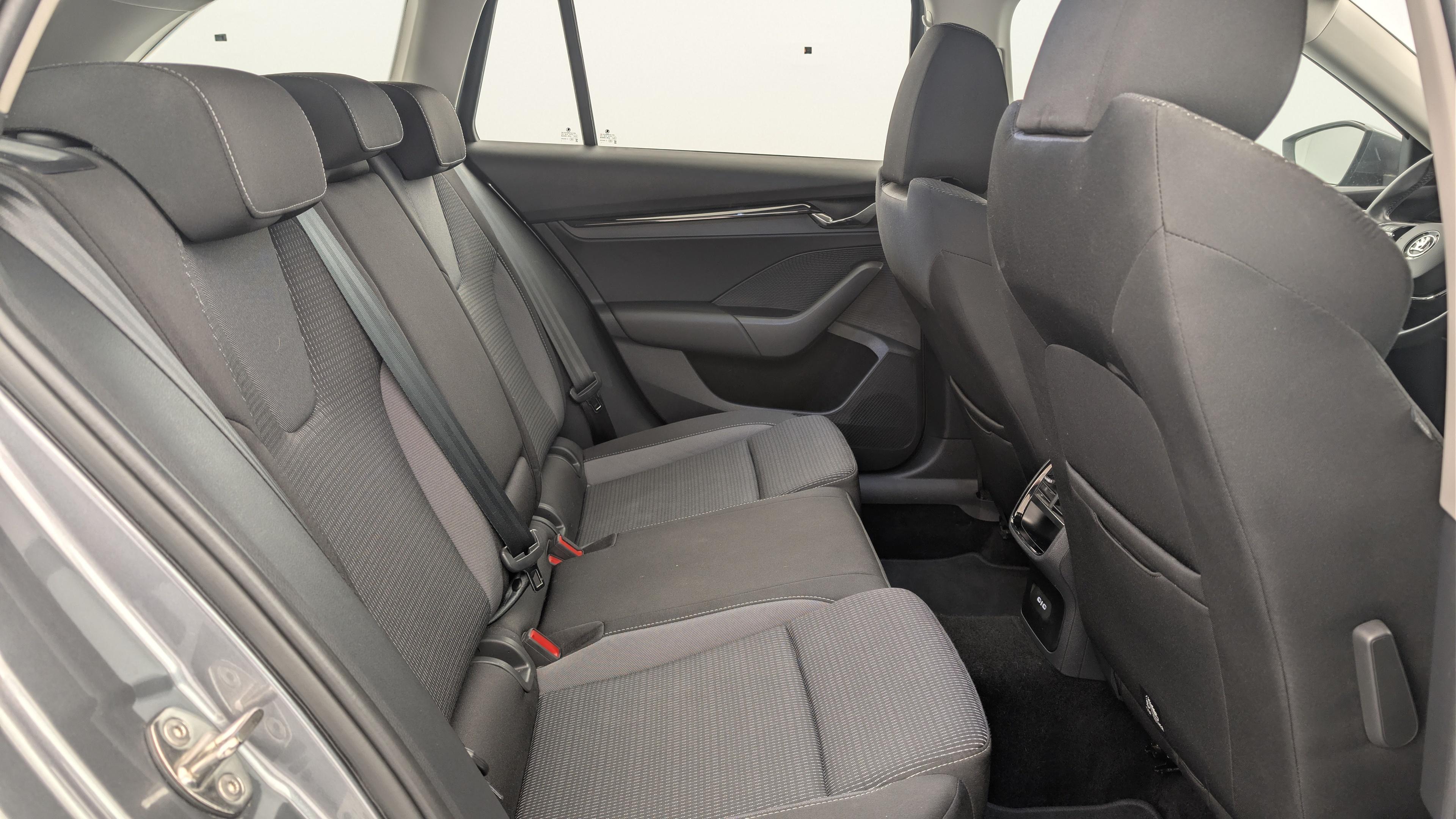 skoda Octavia Combi 1.0 TSI mHEV e-TEC 110 ch DSG7 Ambition